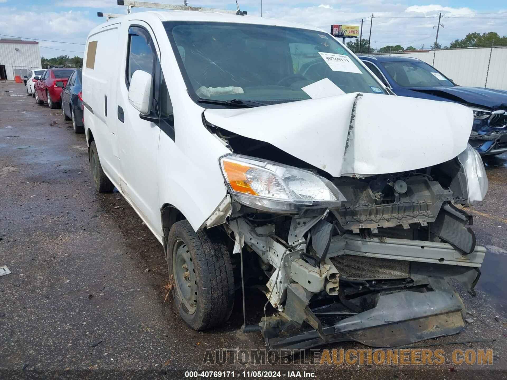 3N6CM0KN8JK695622 NISSAN NV200 COMPACT CARGO 2018