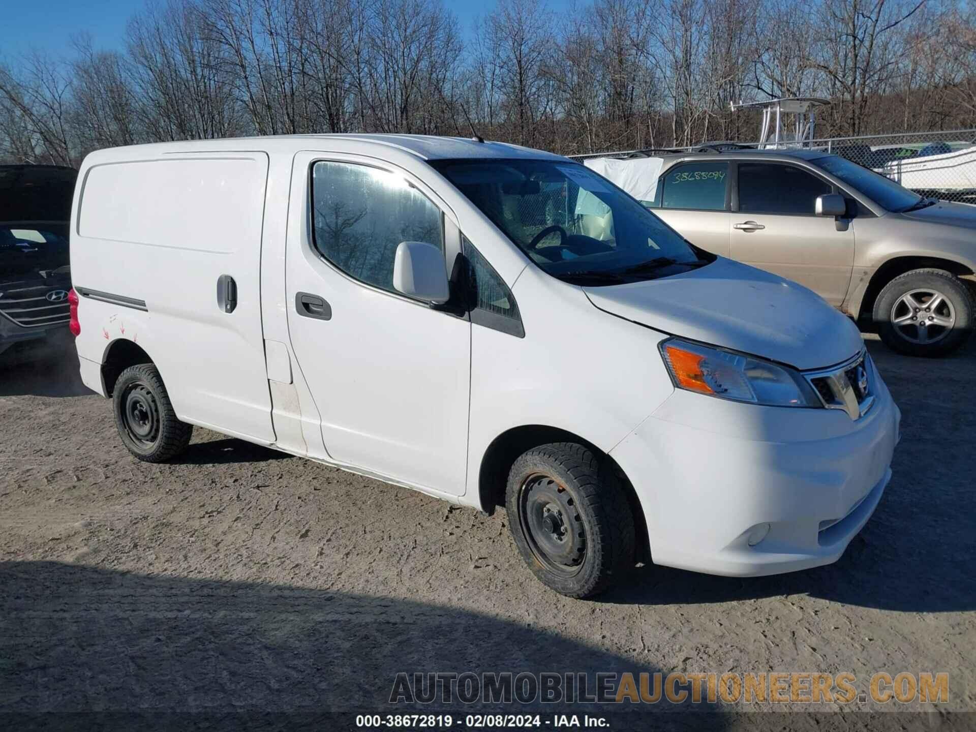 3N6CM0KN8JK696964 NISSAN NV200 2018