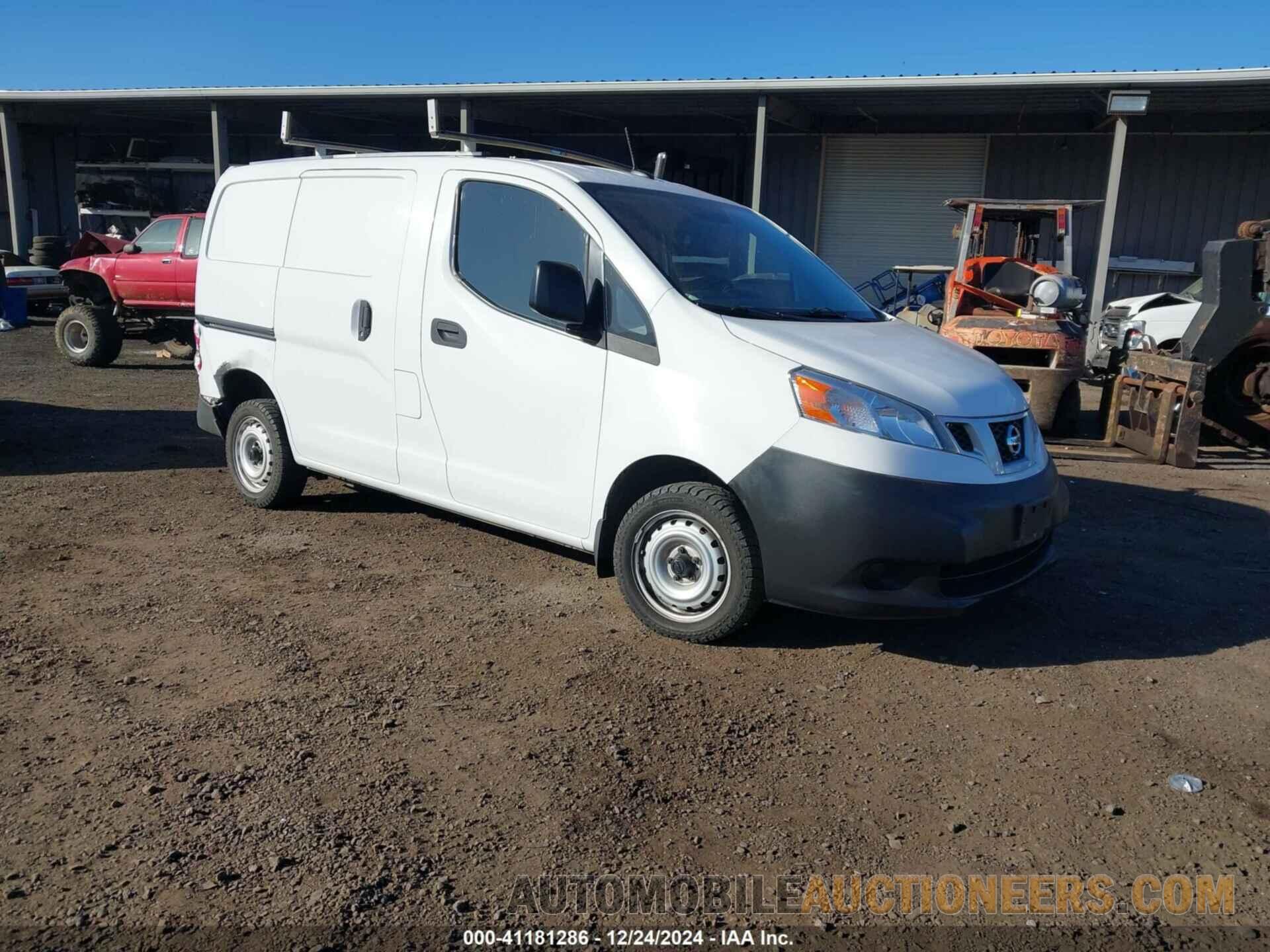 3N6CM0KN9FK705369 NISSAN NV200 2015