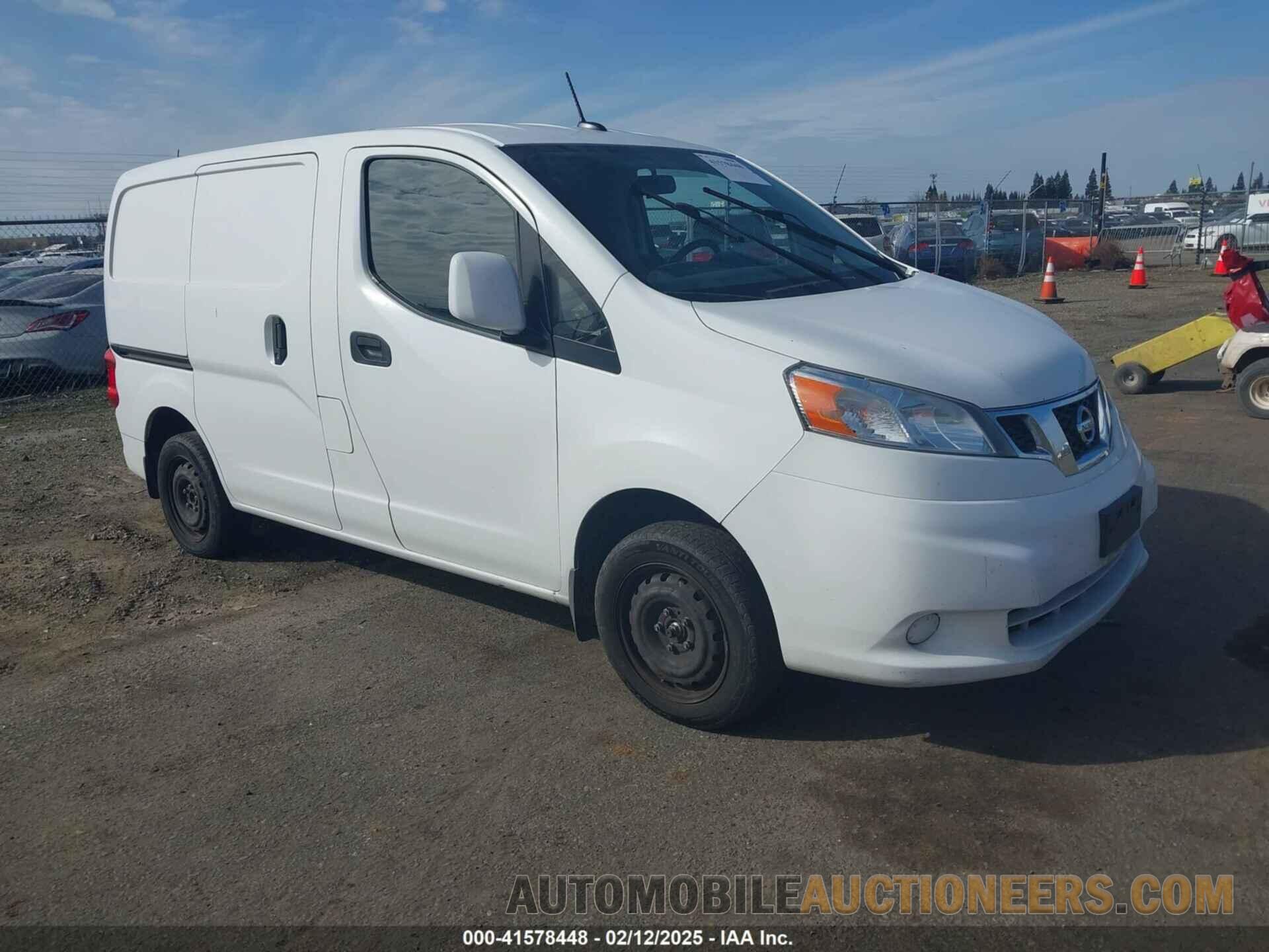 3N6CM0KN9FK714914 NISSAN NV200 2015