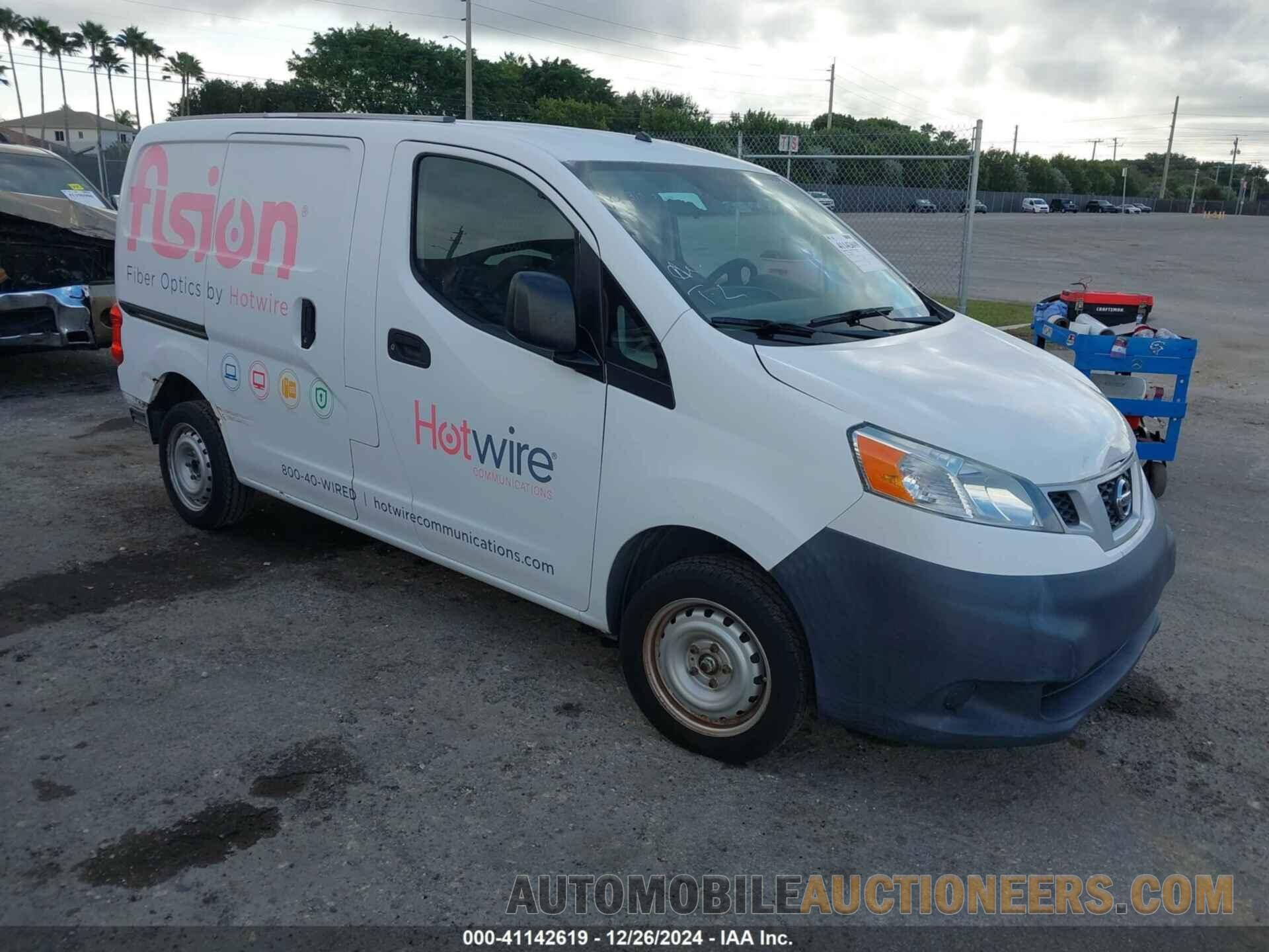 3N6CM0KN9FK727680 NISSAN NV200 2015