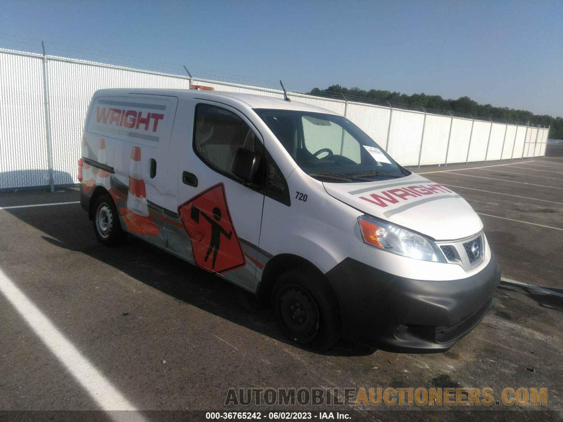 3N6CM0KN9JK693734 NISSAN NV200 COMPACT CARGO 2018