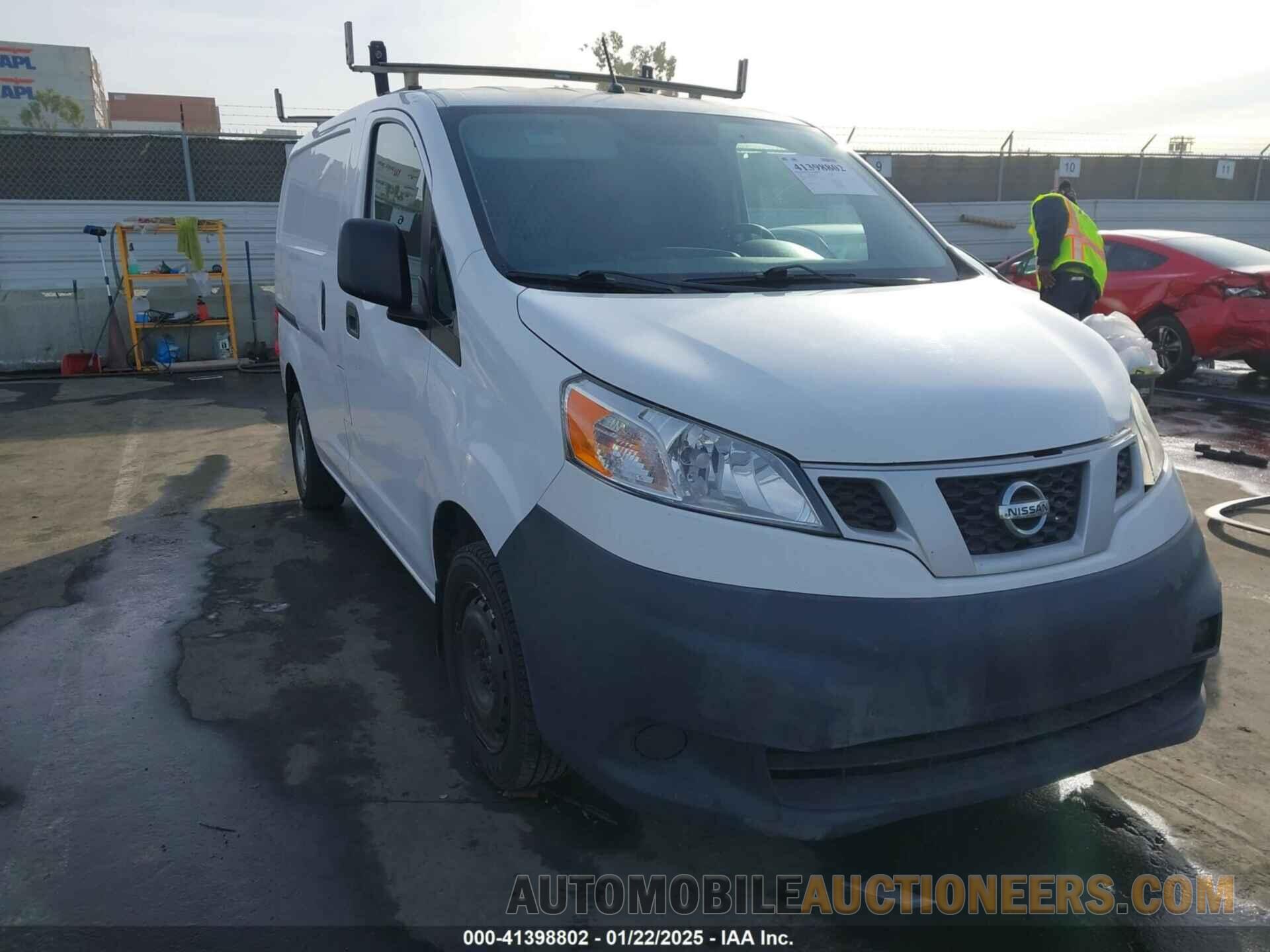 3N6CM0KN9JK704330 NISSAN NV200 2018