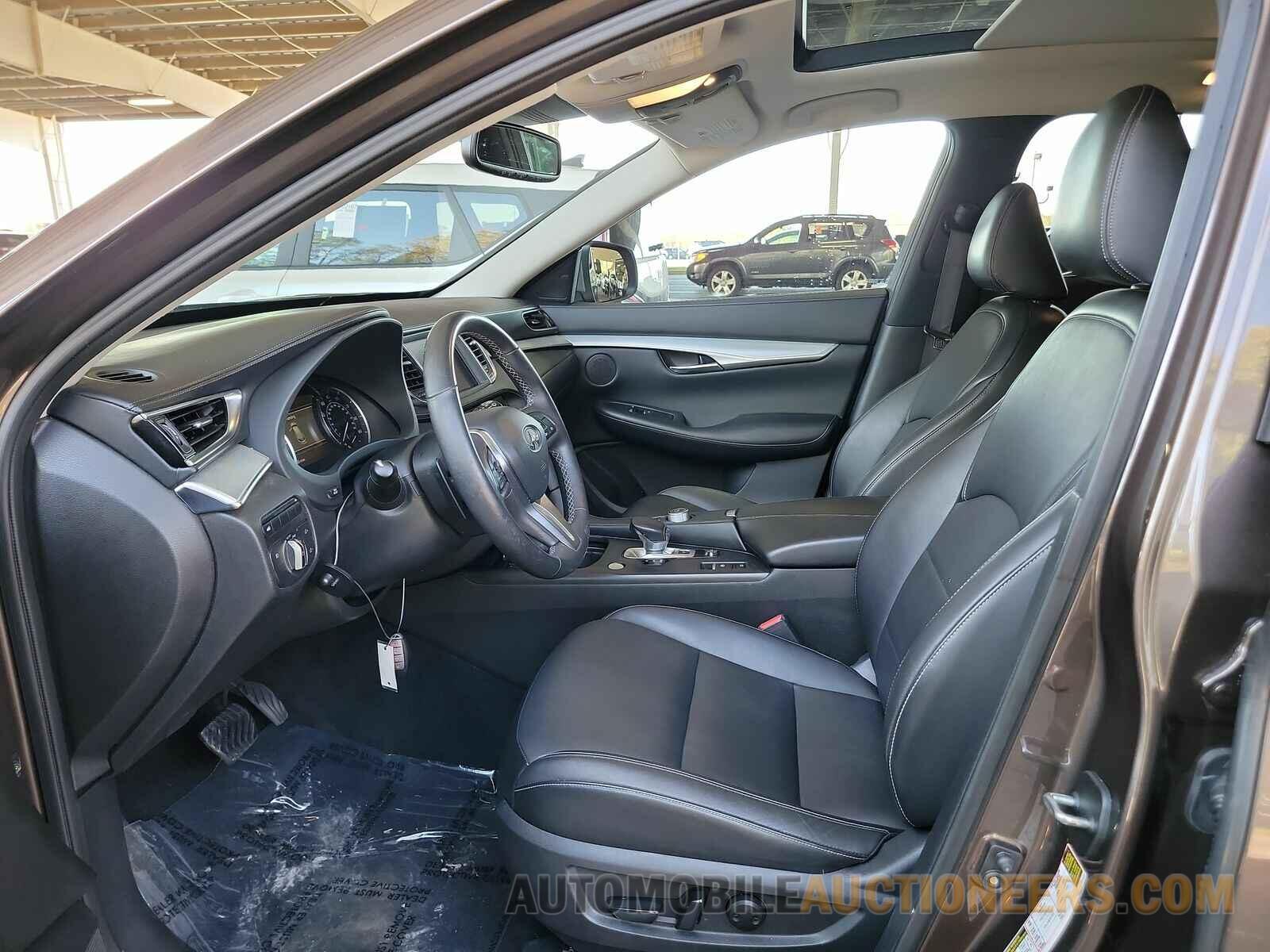 3PCAJ5M33KF137151 INFINITI QX50 2019