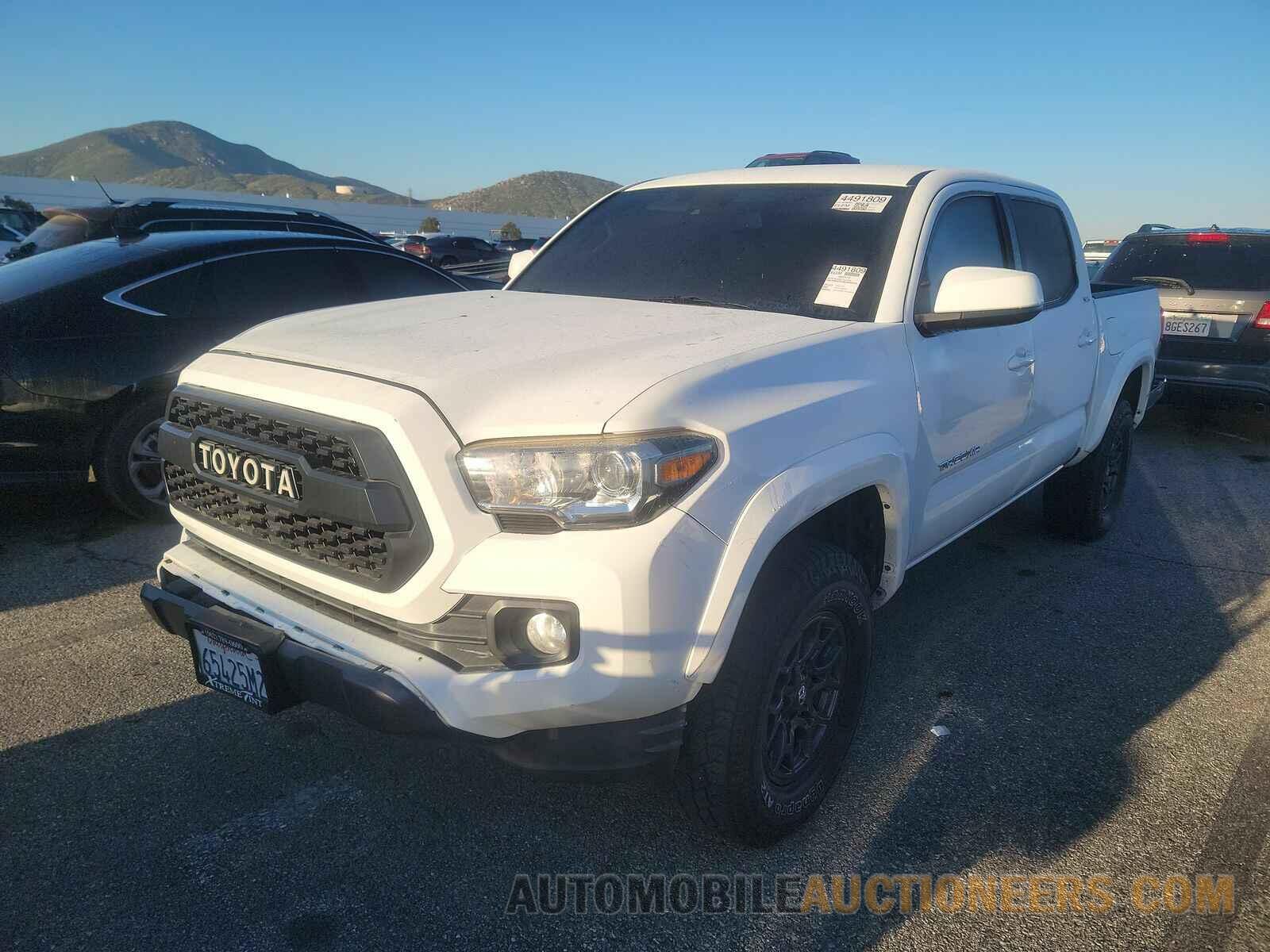 3TMAZ5CN0JM066853 Toyota Tacoma 2018