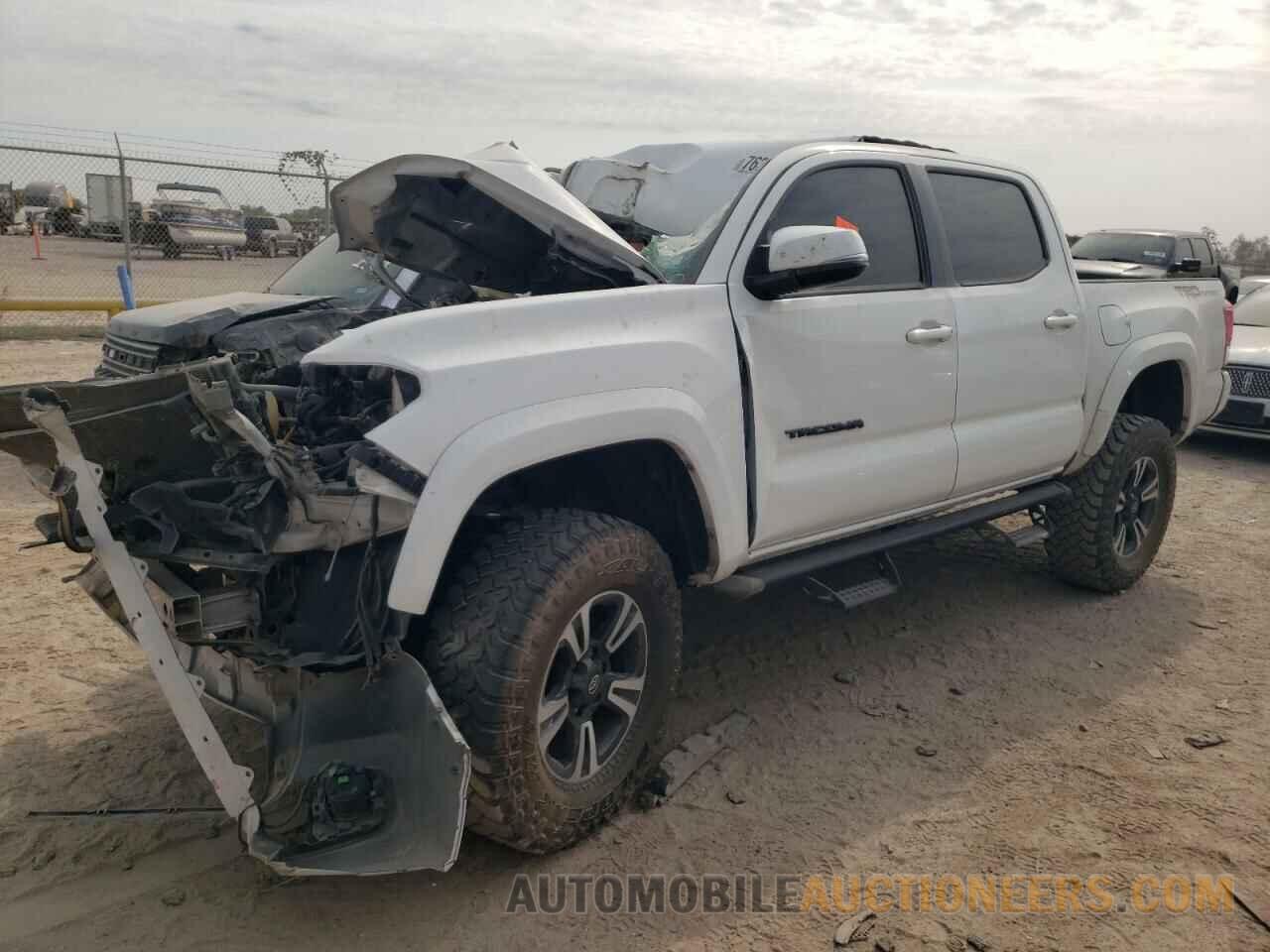 3TMAZ5CN0JM071275 TOYOTA TACOMA 2018