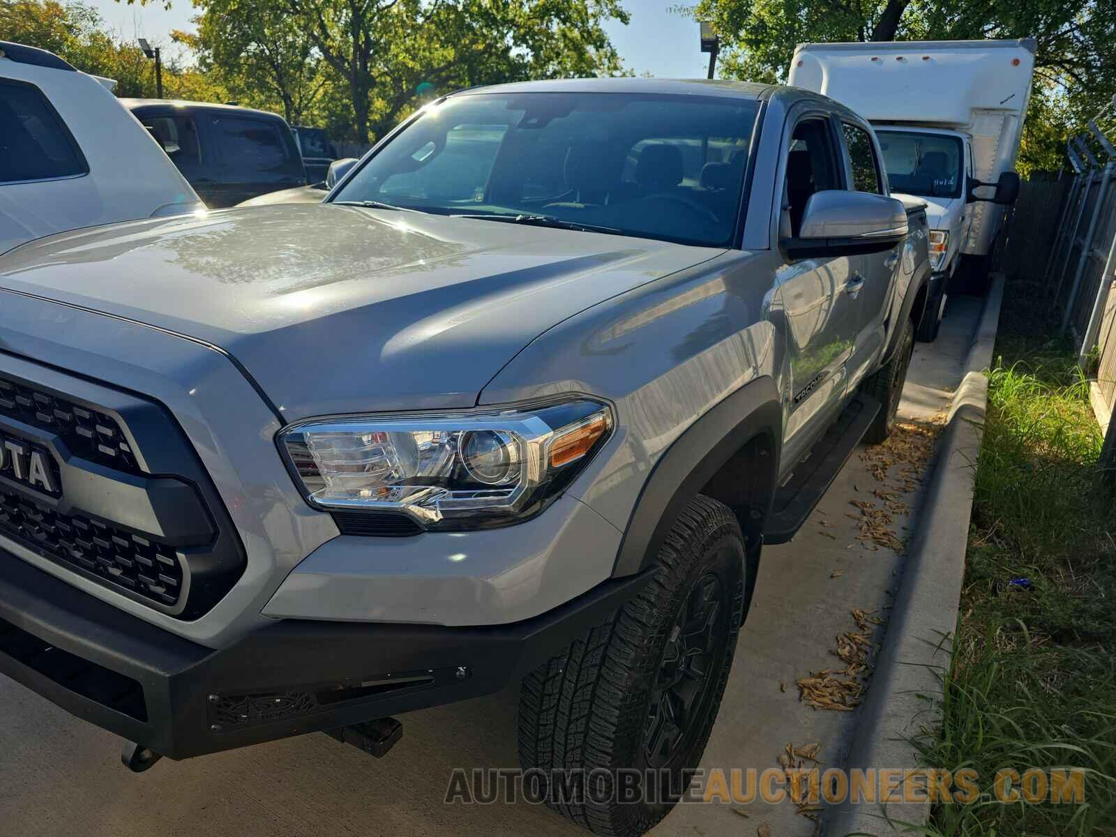 3TMAZ5CN1JM068014 Toyota Tacoma 2018