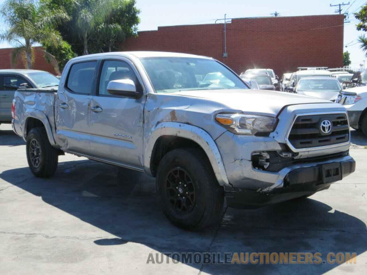 3TMAZ5CN4HM035678 TOYOTA TACOMA 2017