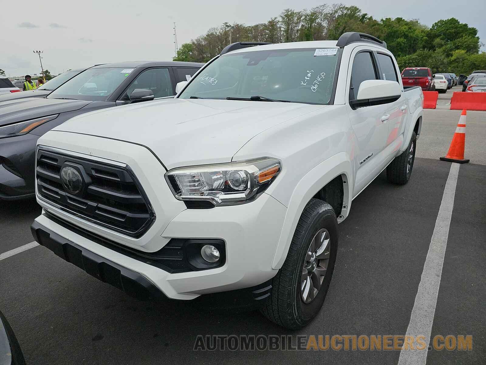 3TMAZ5CN5JM067450 Toyota Tacoma 2018