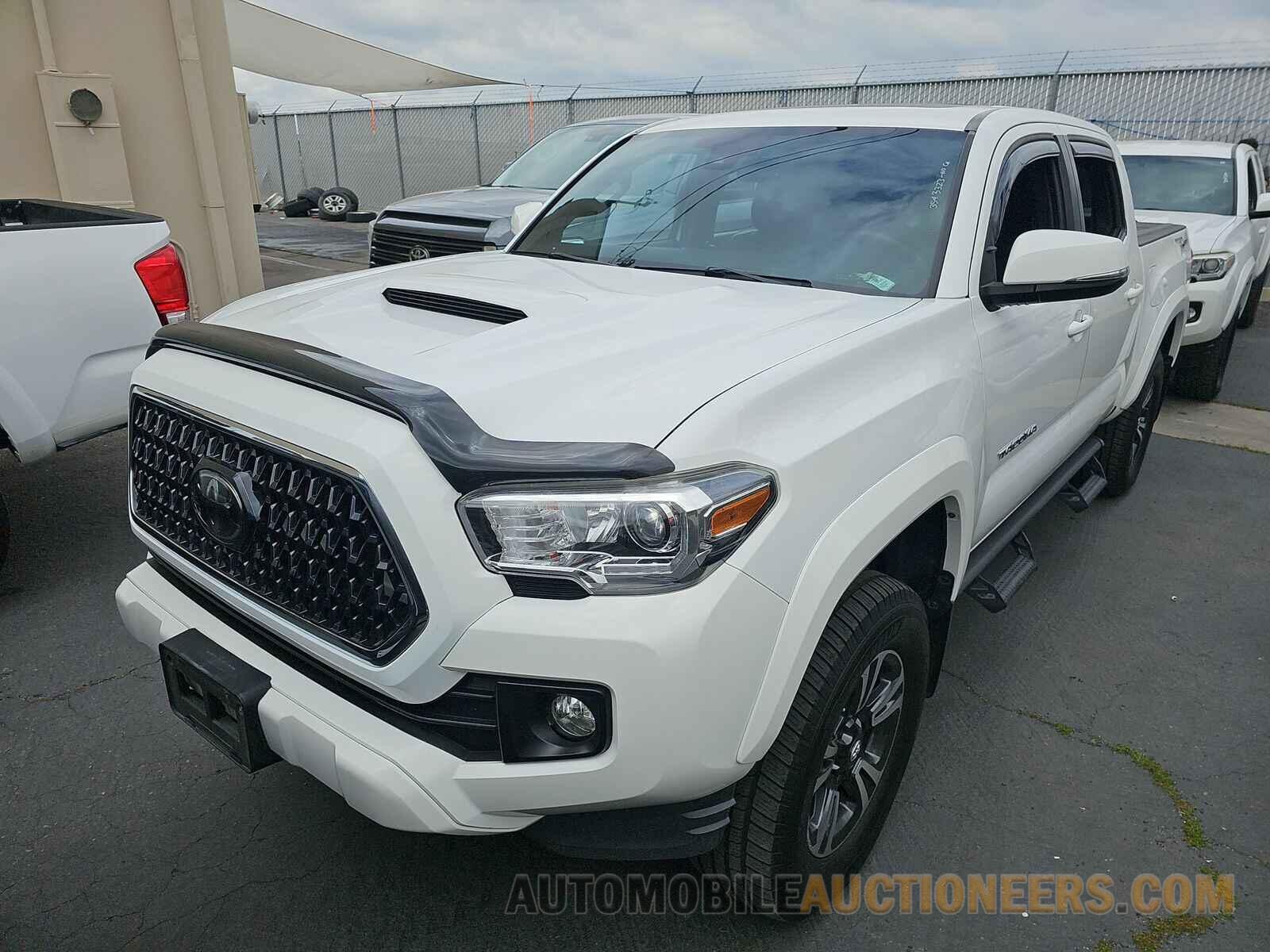 3TMAZ5CN6JM054092 Toyota Tacoma 2018