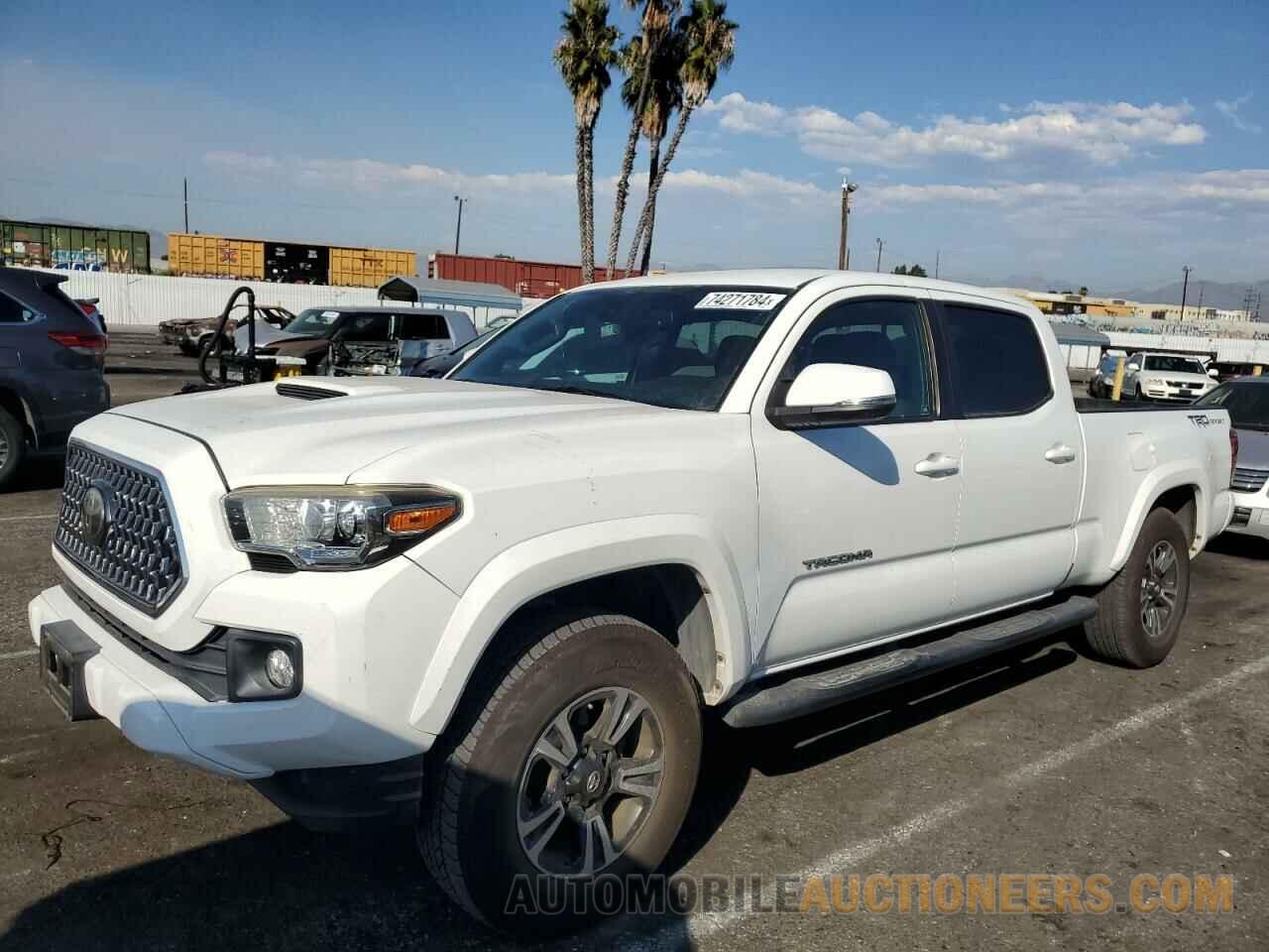 3TMBZ5DN5JM016453 TOYOTA TACOMA 2018