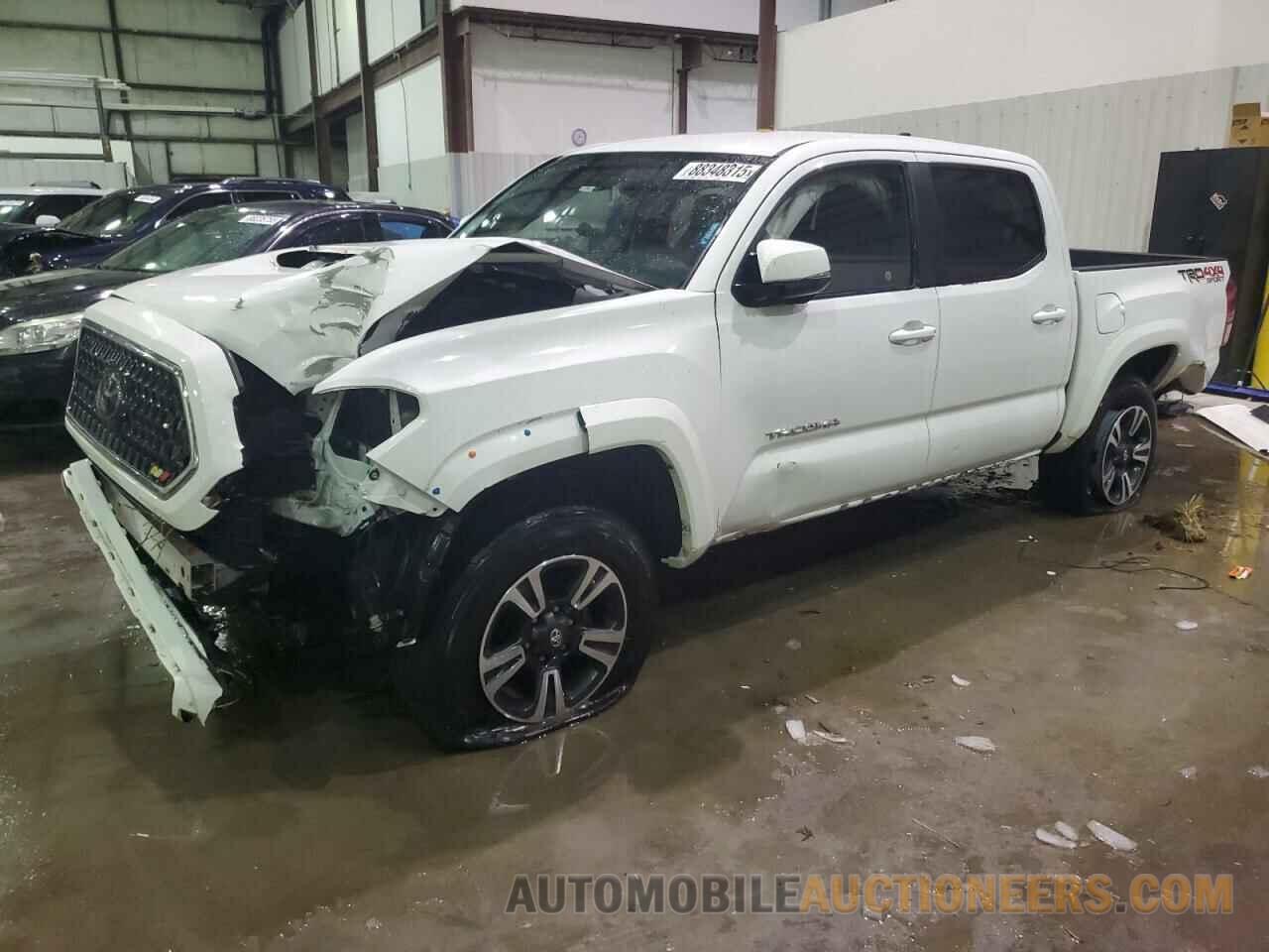 3TMCZ5AN1JM165077 TOYOTA TACOMA 2018