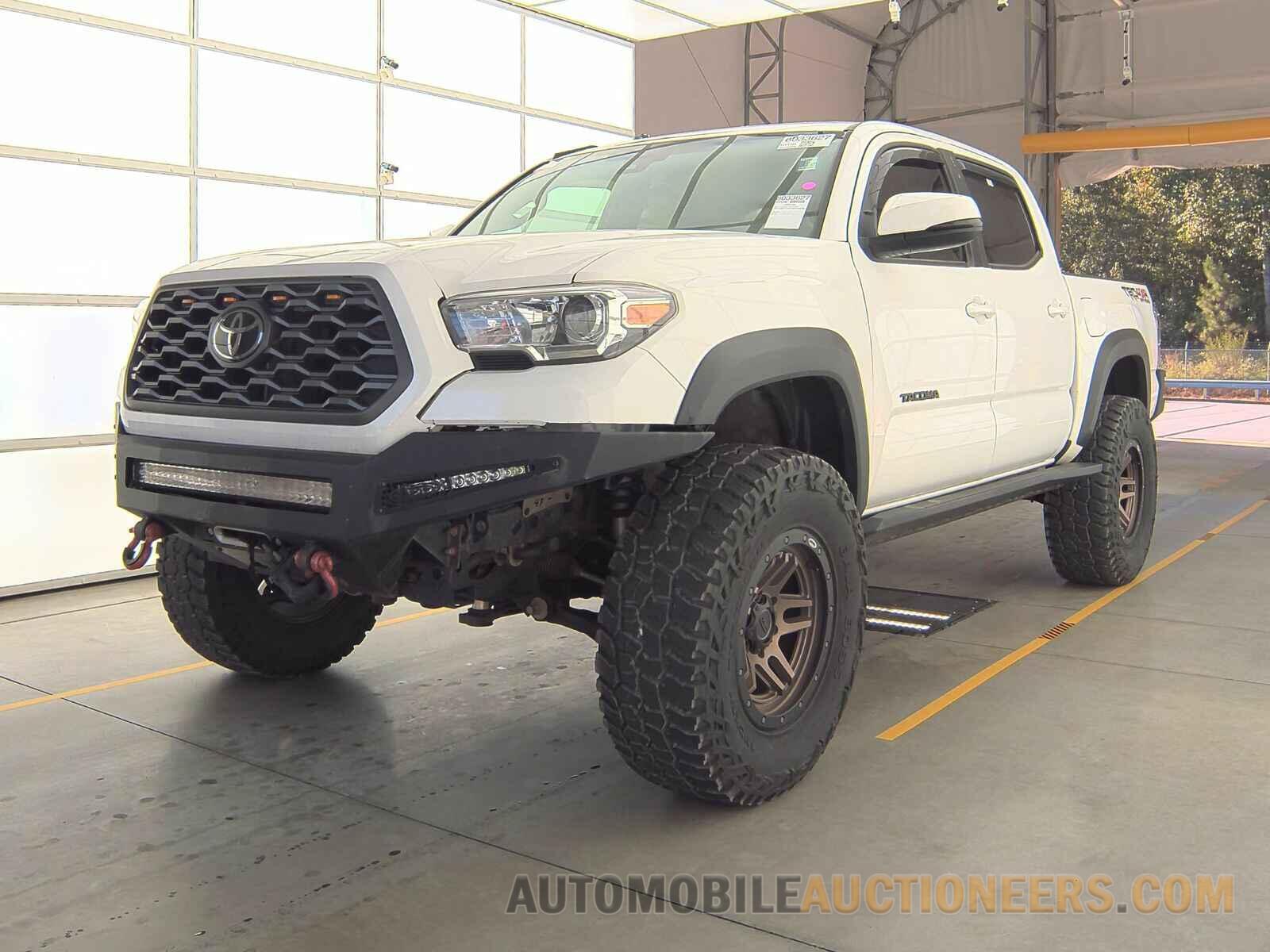 3TMCZ5AN1MM440256 Toyota Tacoma 2021