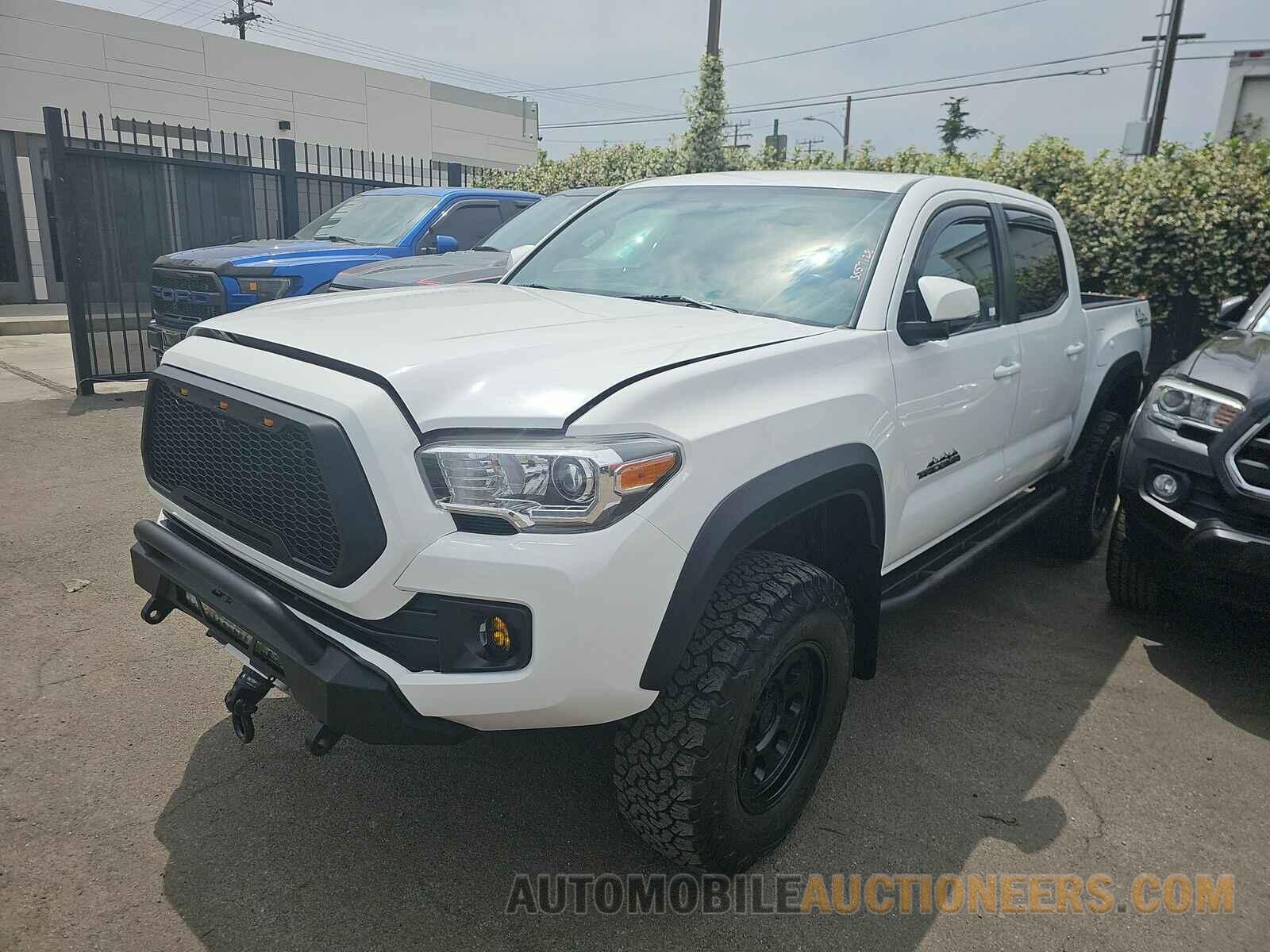 3TMCZ5AN2GM023698 Toyota Tacoma 2016