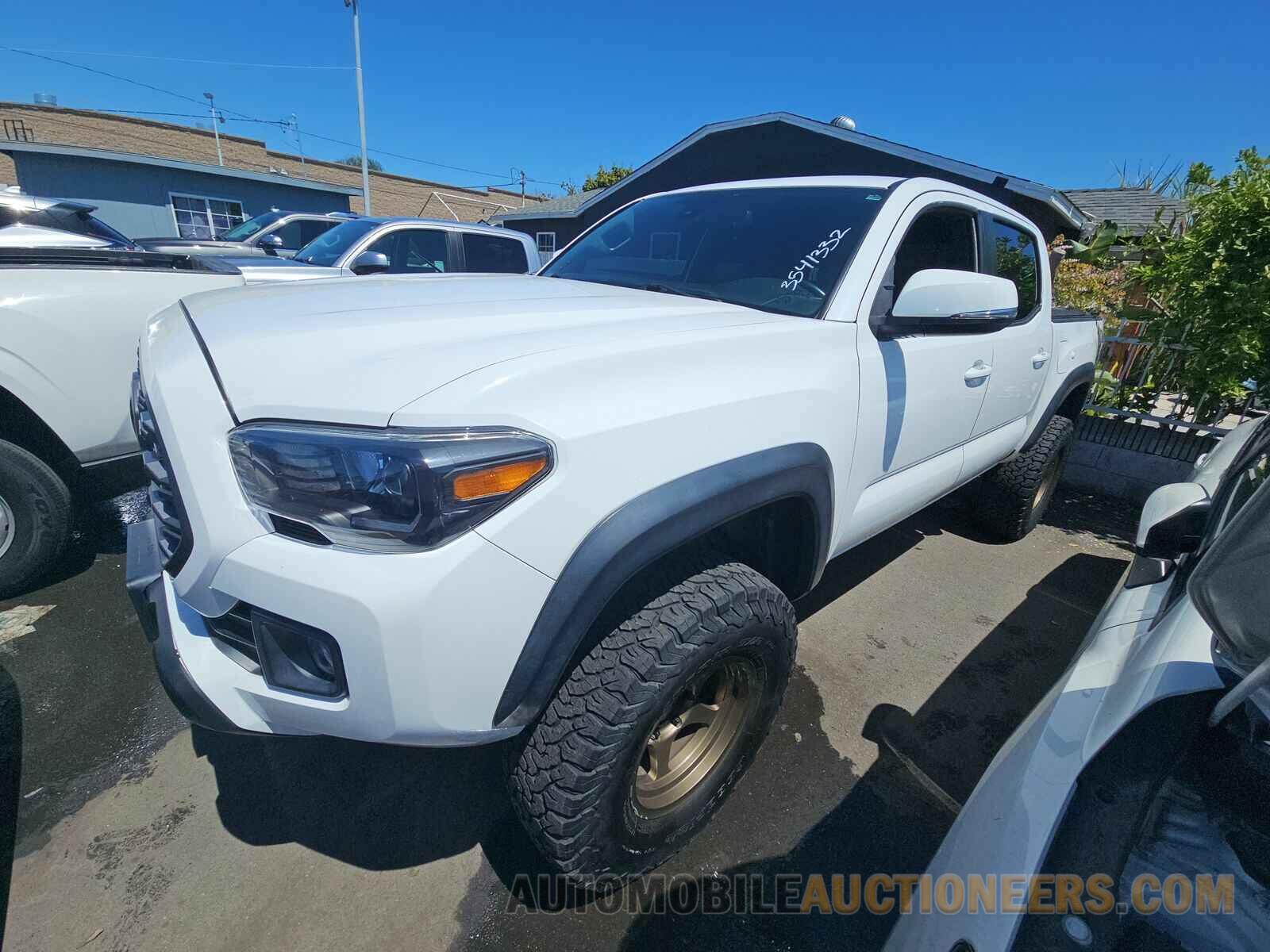 3TMCZ5AN2JM174967 Toyota Tacoma 2018