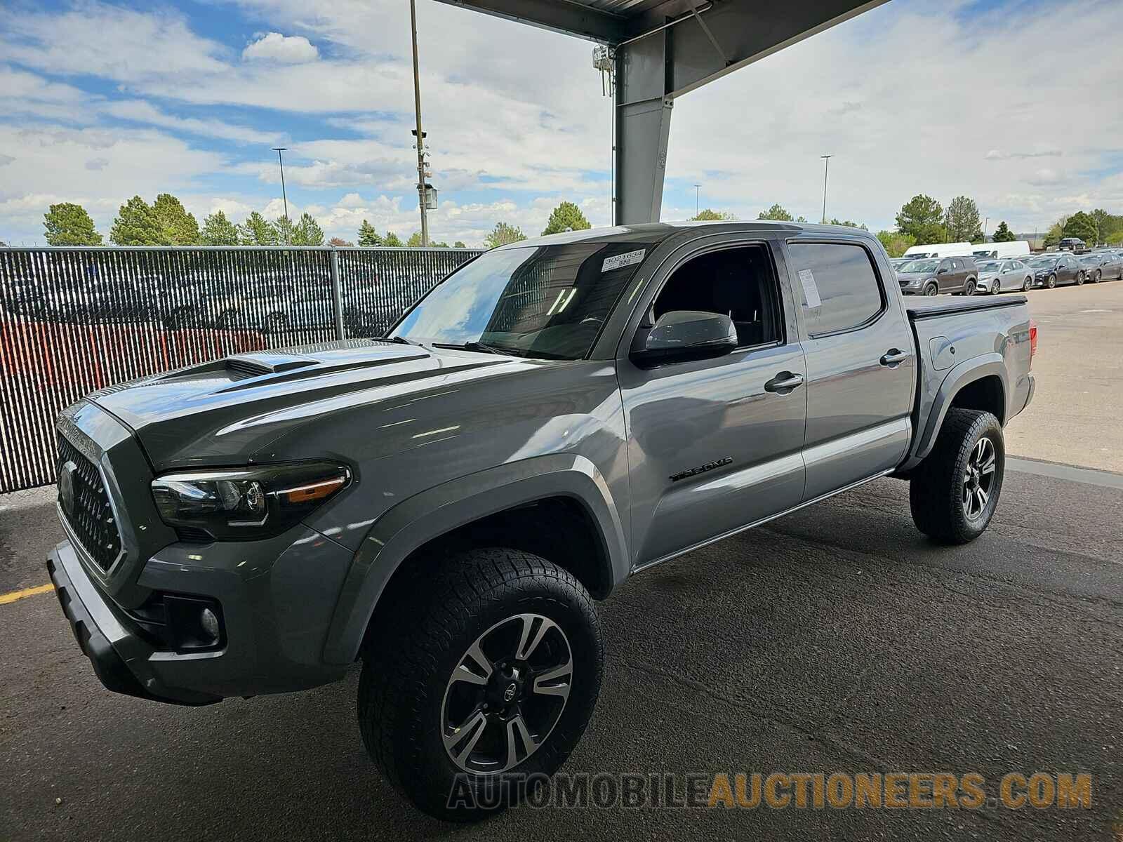 3TMCZ5AN2KM215275 Toyota Tacoma 2019