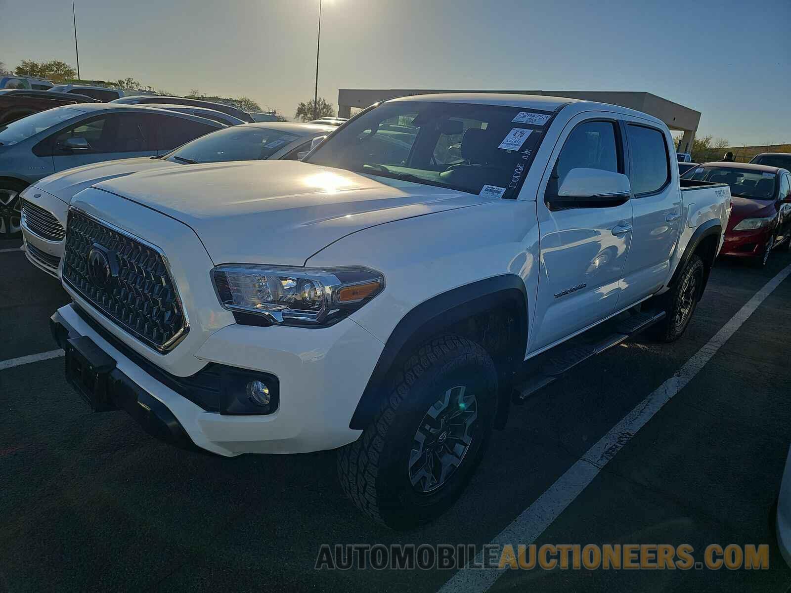 3TMCZ5AN4KM268835 Toyota Tacoma 2019