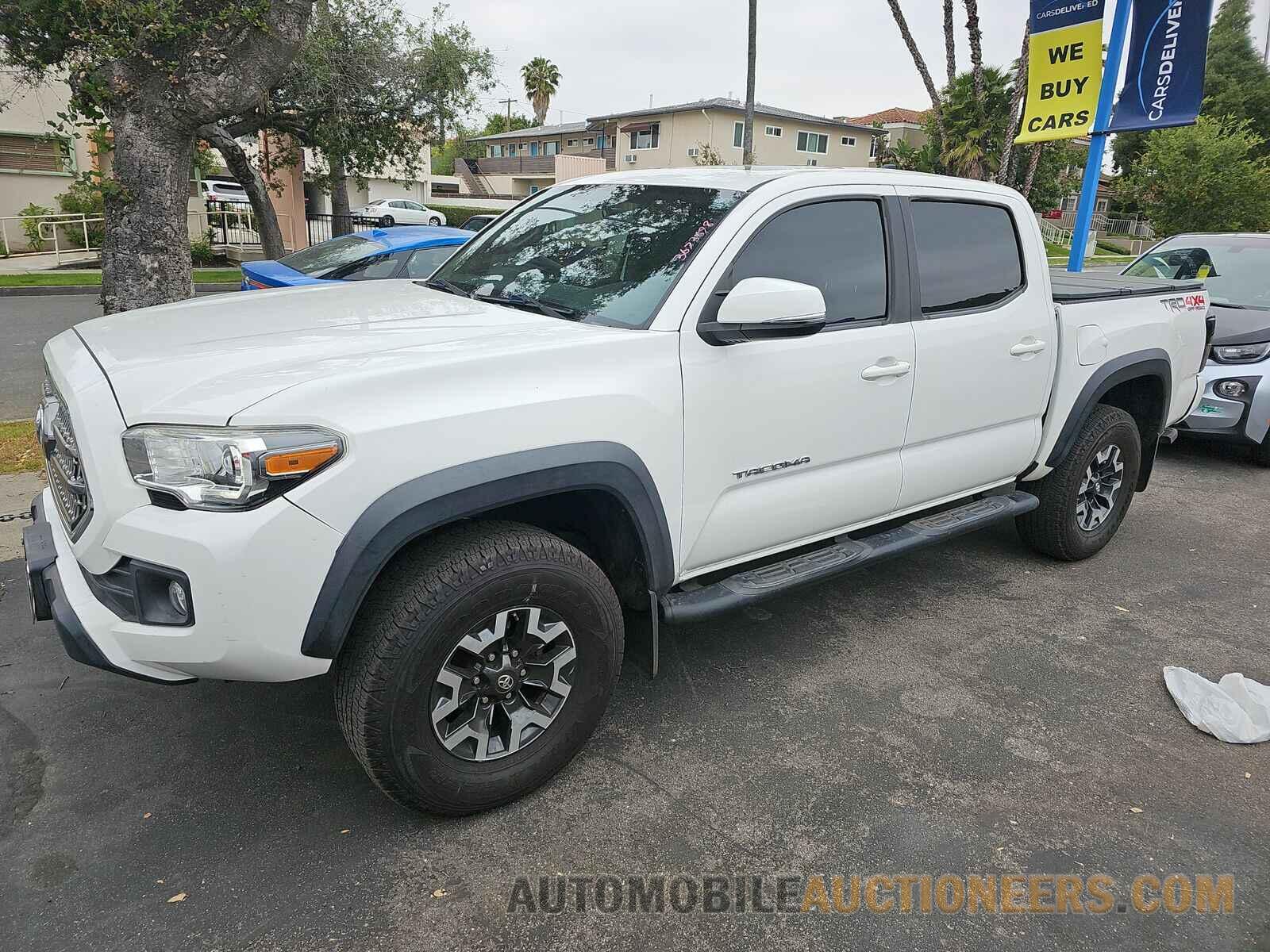 3TMCZ5AN5HM083976 Toyota Tacoma 2017