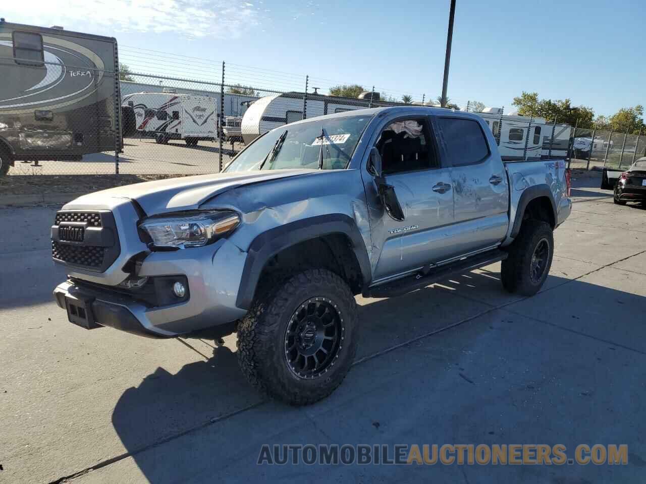 3TMCZ5AN7JM123786 TOYOTA TACOMA 2018