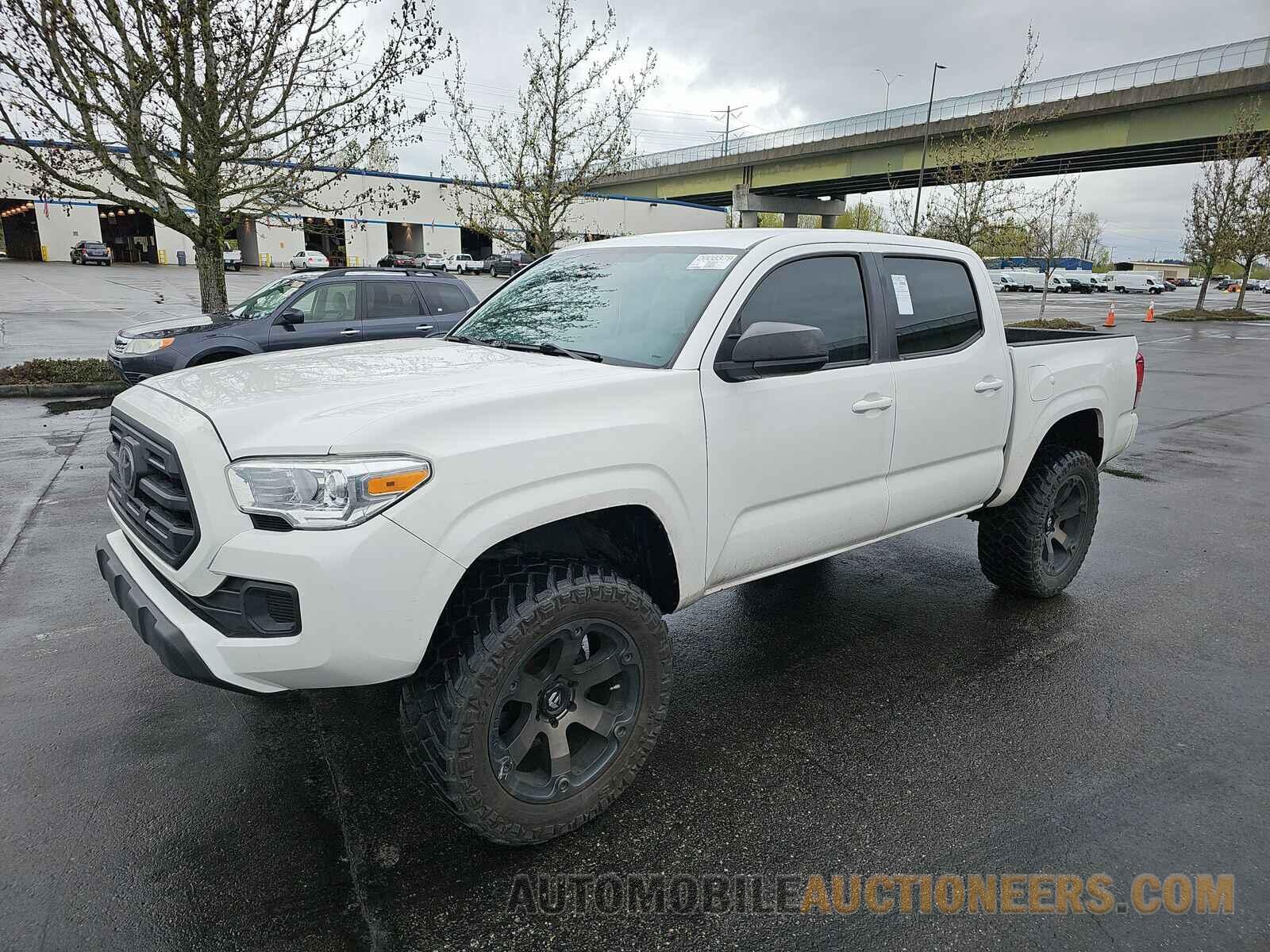 3TMCZ5AN8JM144386 Toyota Tacoma 2018