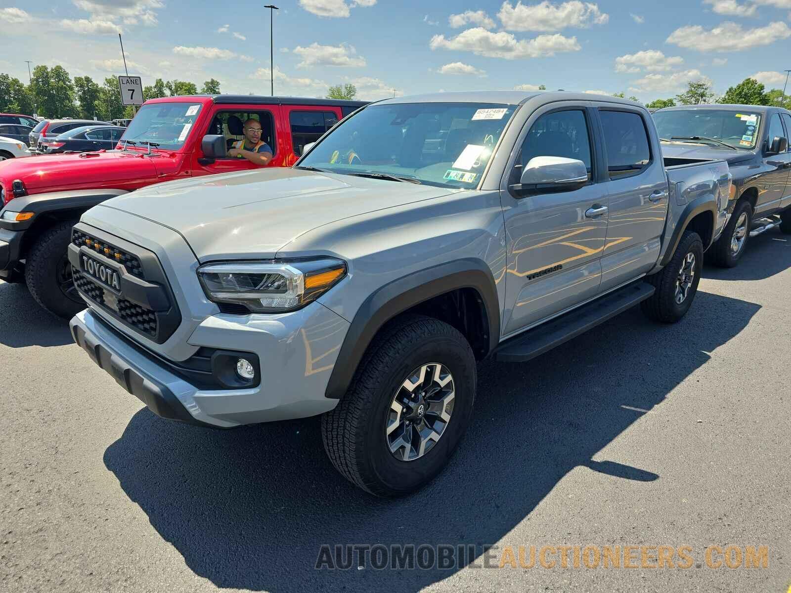 3TMCZ5AN8MM371825 Toyota Tacoma 2021