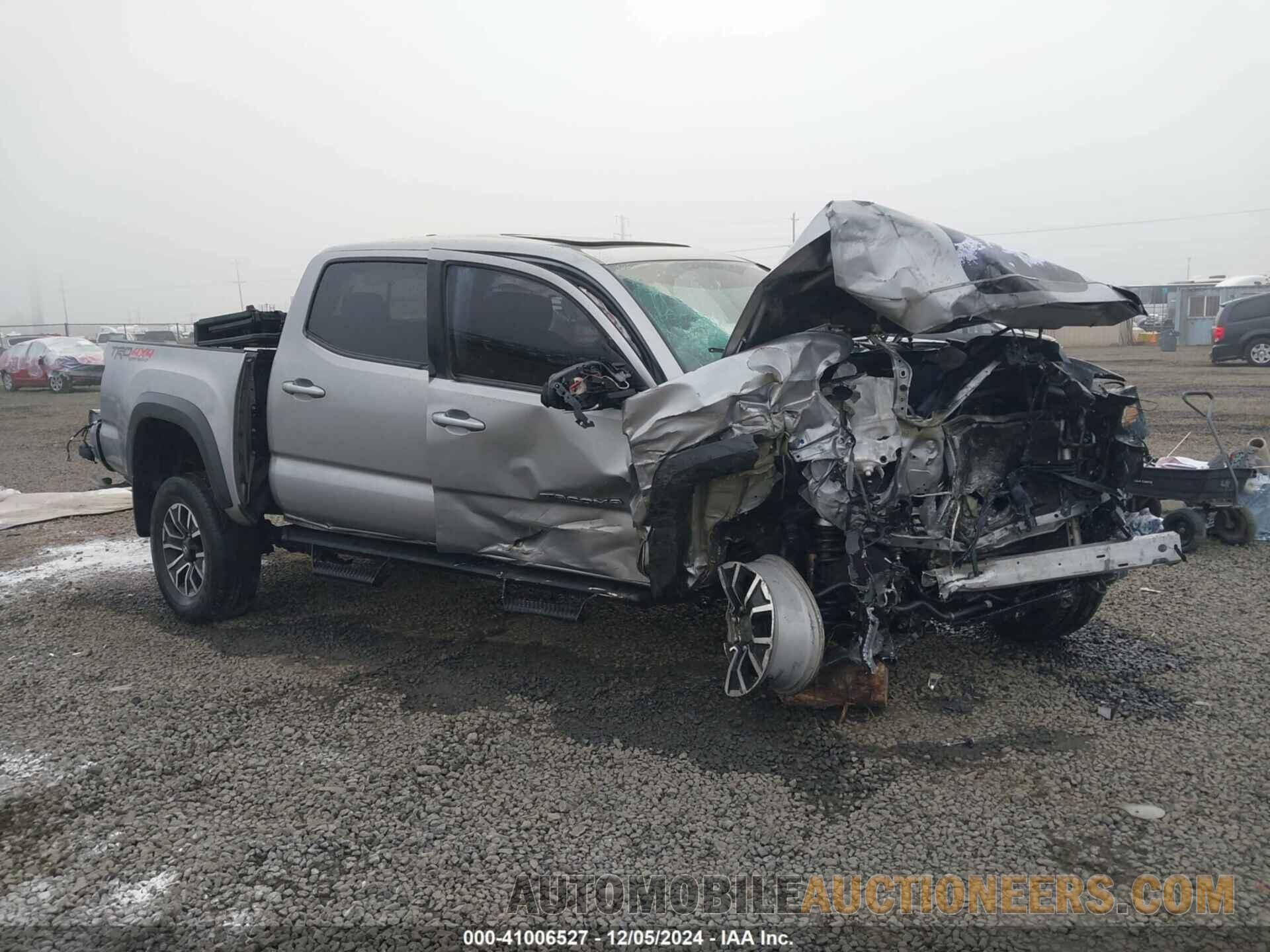 3TMCZ5ANXHM101114 TOYOTA TACOMA 2017