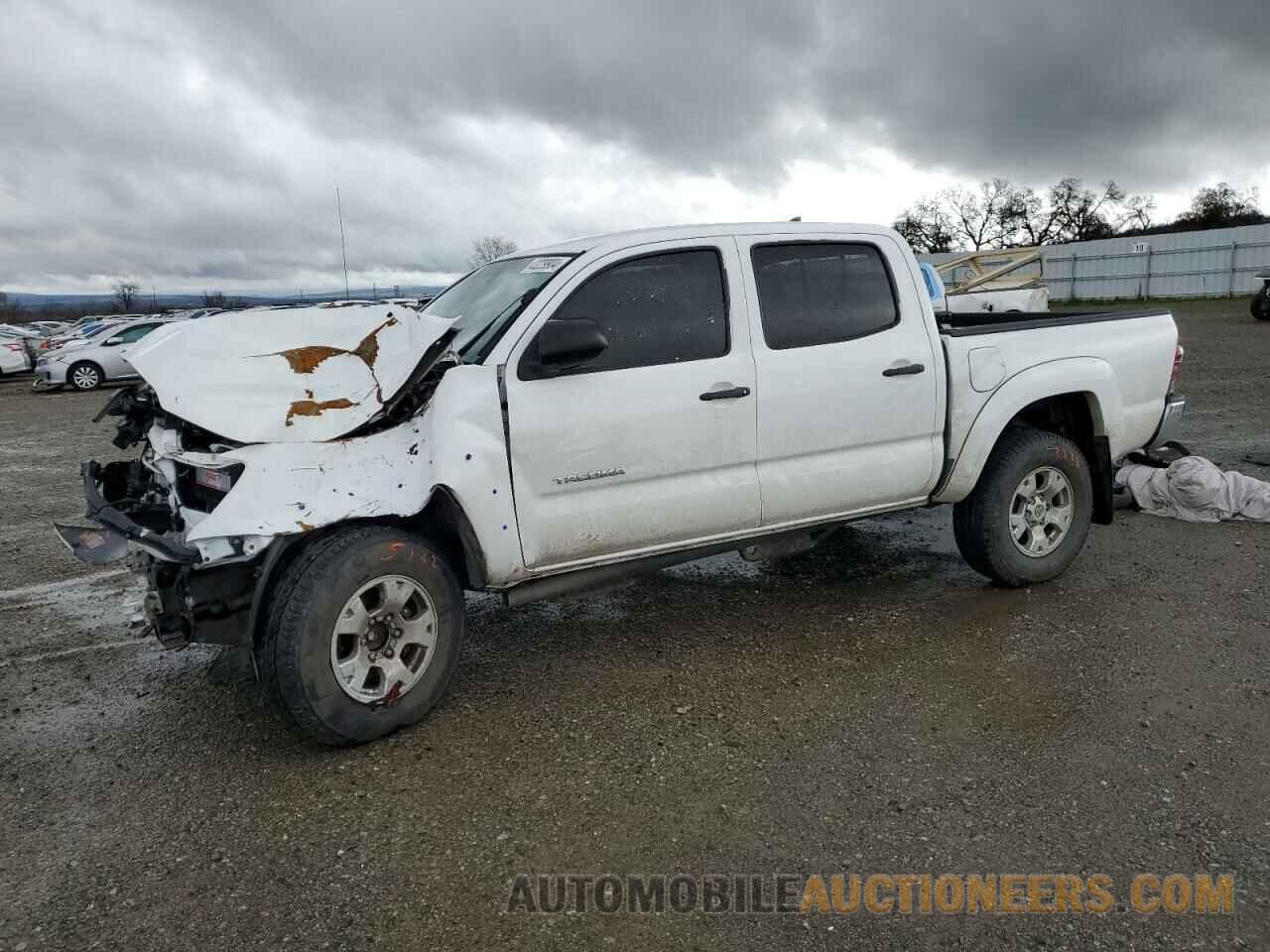 3TMJU4GN1FM184789 TOYOTA TACOMA 2015