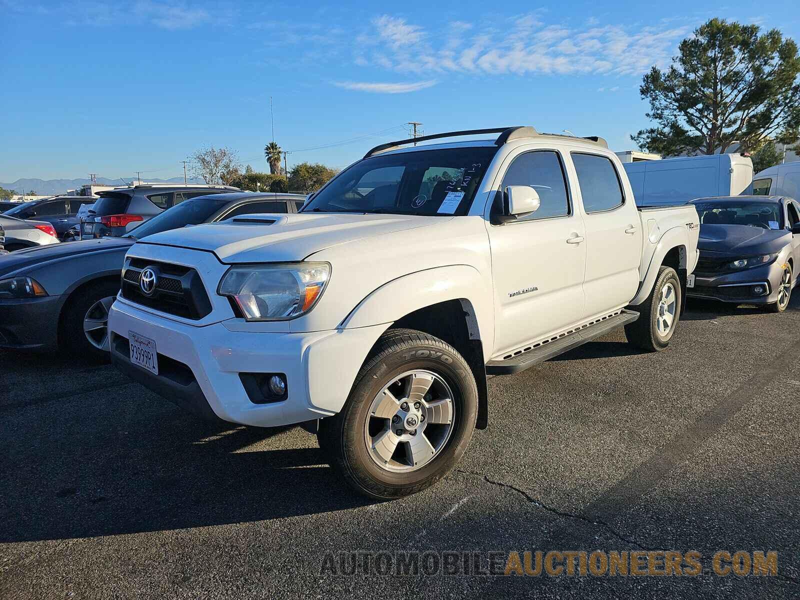 3TMJU4GN2FM176684 Toyota Tacoma 2015