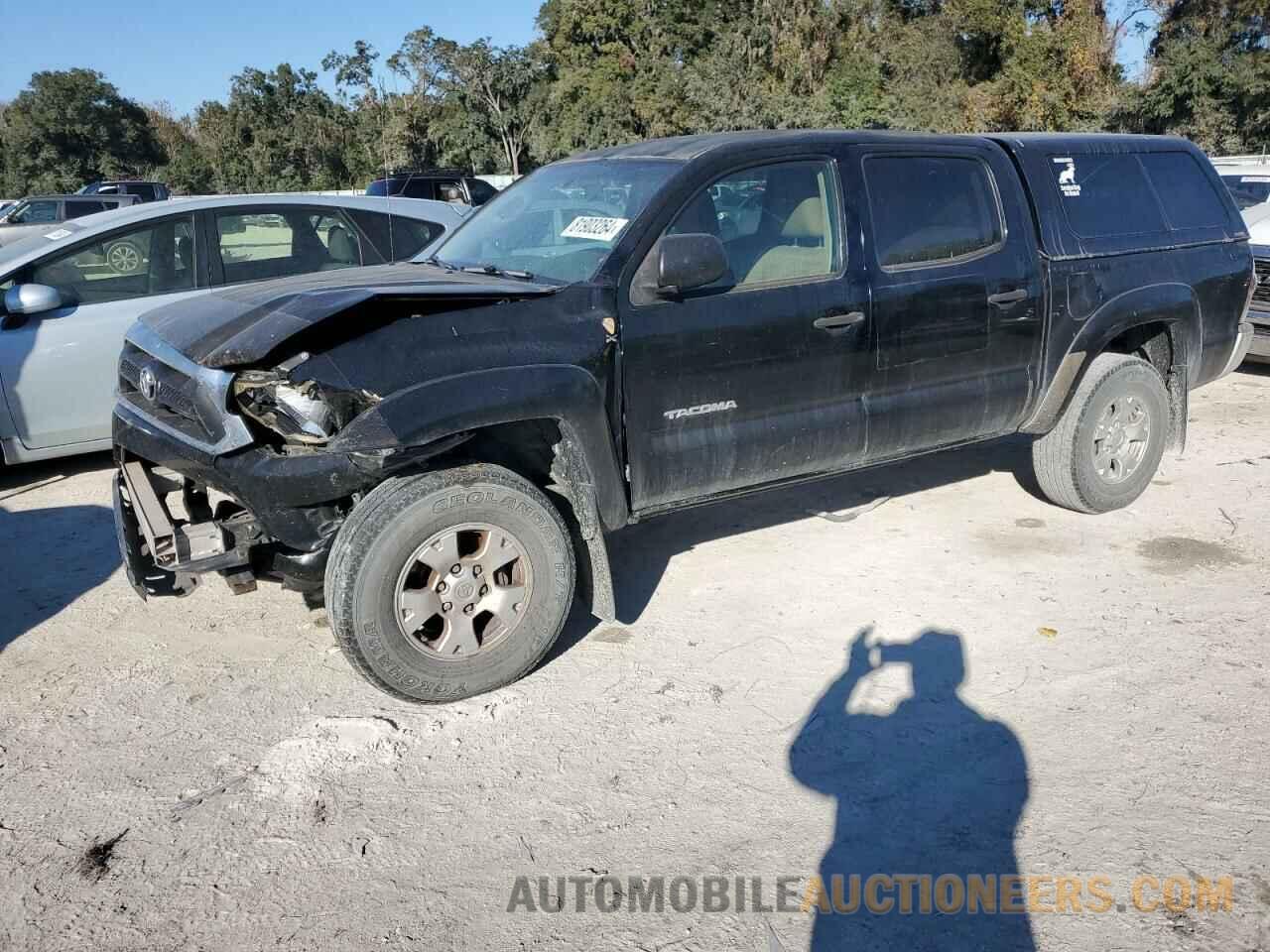 3TMJU4GN3FM174863 TOYOTA TACOMA 2015