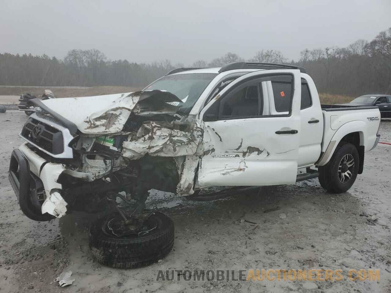 3TMJU4GN5FM174850 TOYOTA TACOMA 2015