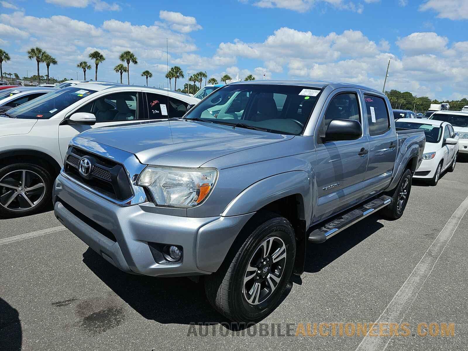 3TMJU4GN8FM175748 Toyota Tacoma 2015