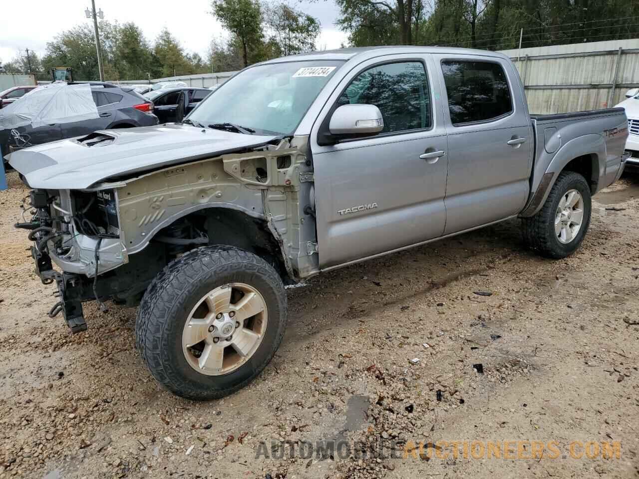 3TMJU4GN9FM189903 TOYOTA TACOMA 2015