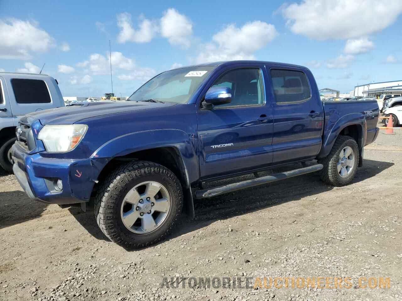 3TMJU4GNXFM185035 TOYOTA TACOMA 2015