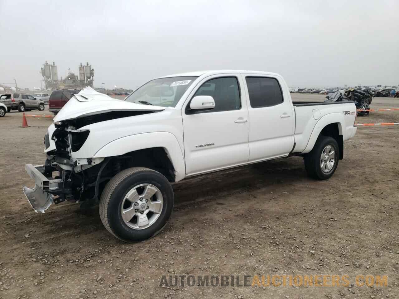 3TMKU4HN3FM046447 TOYOTA TACOMA 2015