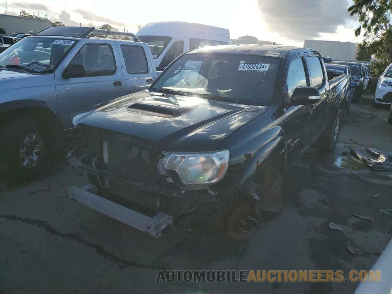 3TMKU4HN6FM044787 TOYOTA TACOMA 2015