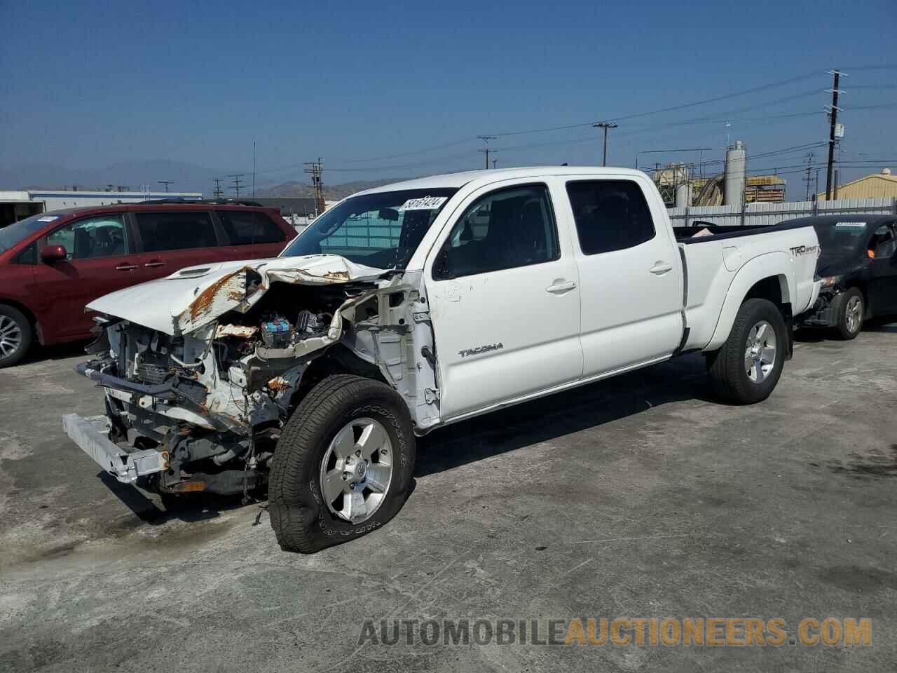 3TMKU4HN9FM044735 TOYOTA TACOMA 2015