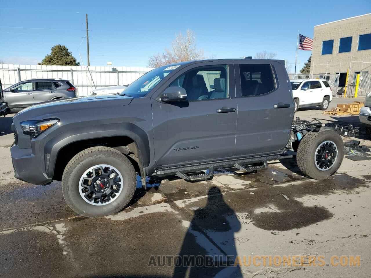 3TMLB5JN6RM044528 TOYOTA TACOMA 2024