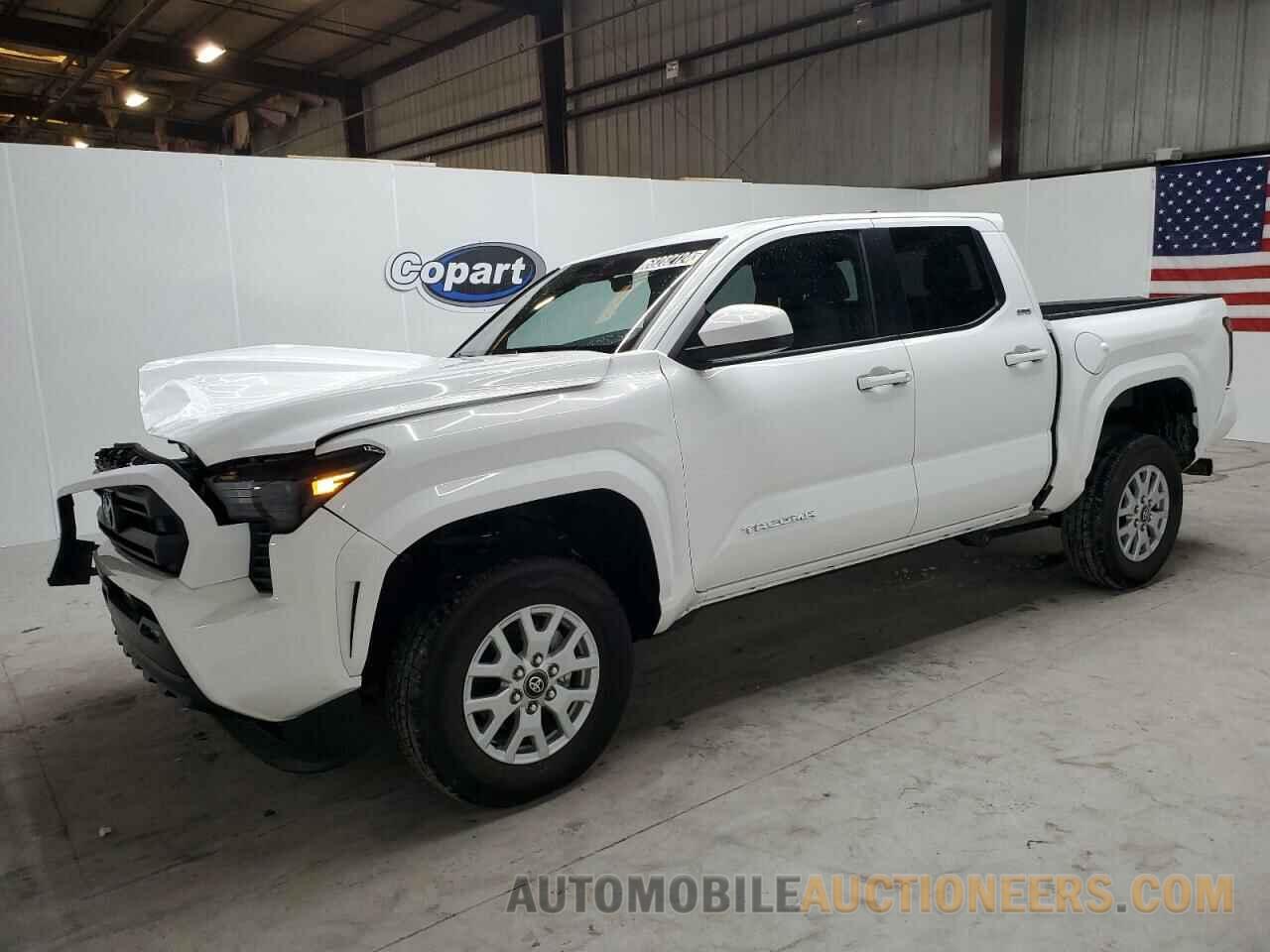 3TMLB5JN8RM010008 TOYOTA TACOMA 2024