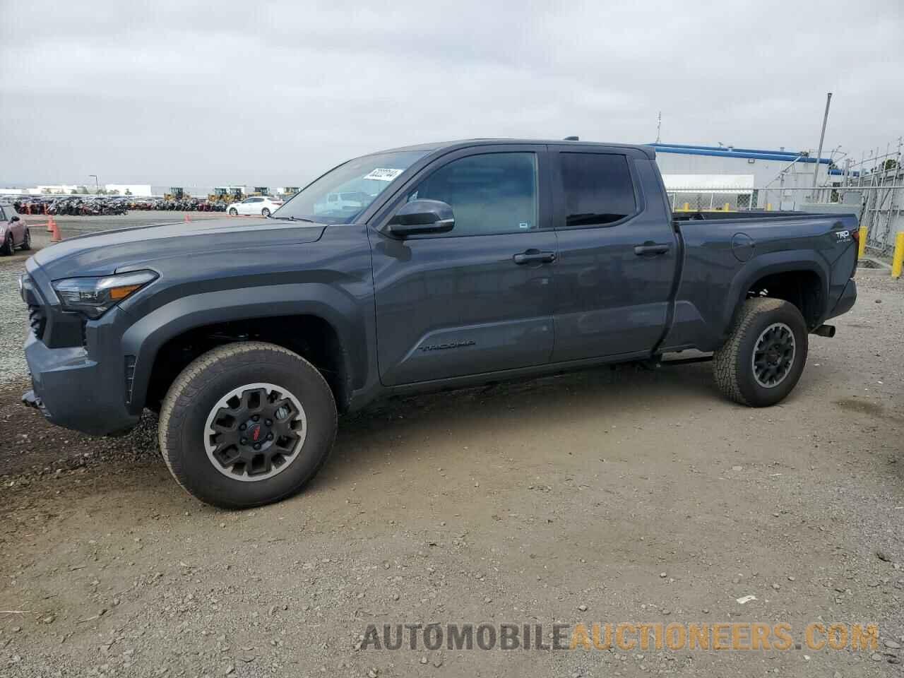 3TMLB5JN9RM002063 TOYOTA TACOMA 2024