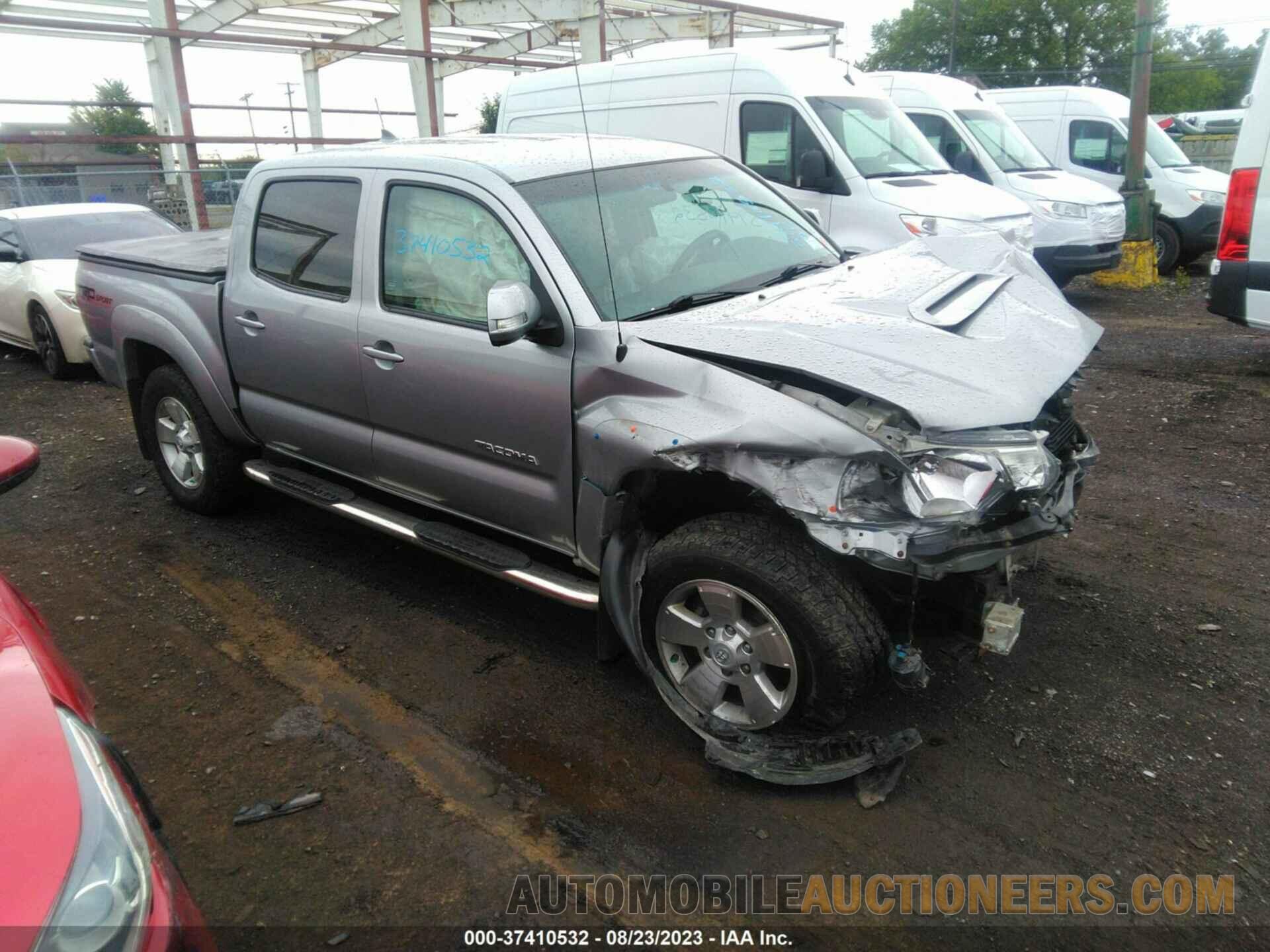 3TMLU4EN0FM177036 TOYOTA TACOMA 2015