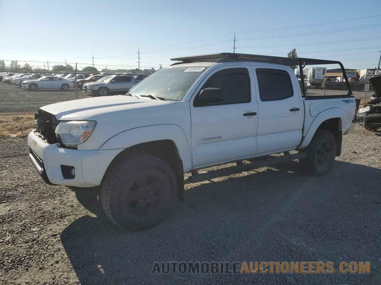 3TMLU4EN0FM180499 TOYOTA TACOMA 2015