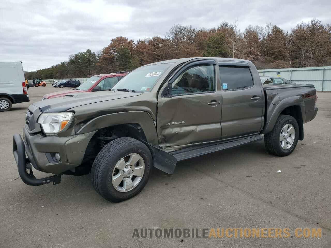 3TMLU4EN0FM188621 TOYOTA TACOMA 2015