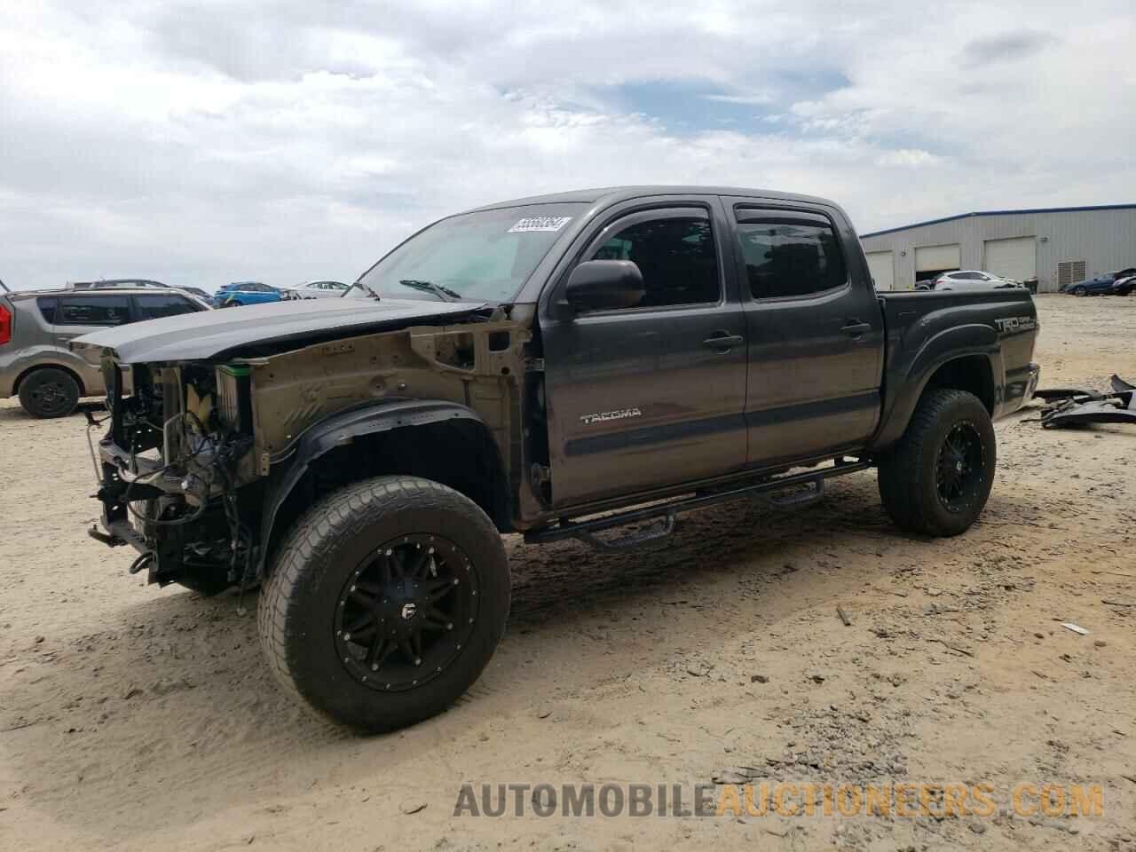 3TMLU4EN1FM164988 TOYOTA TACOMA 2015