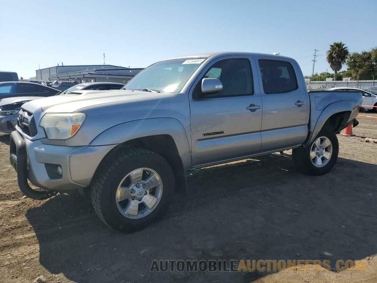 3TMLU4EN1FM172931 TOYOTA TACOMA 2015