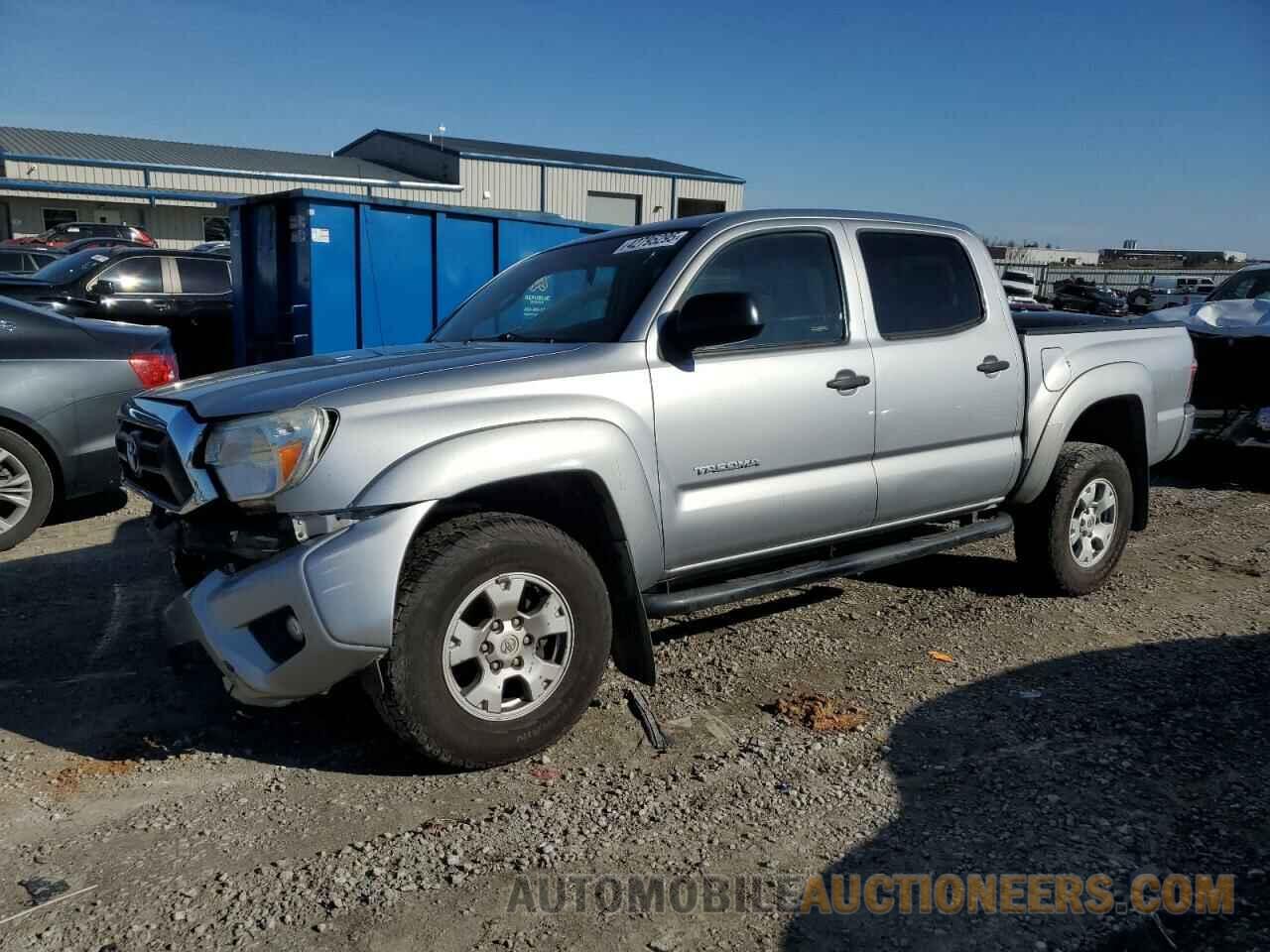 3TMLU4EN1FM180981 TOYOTA TACOMA 2015