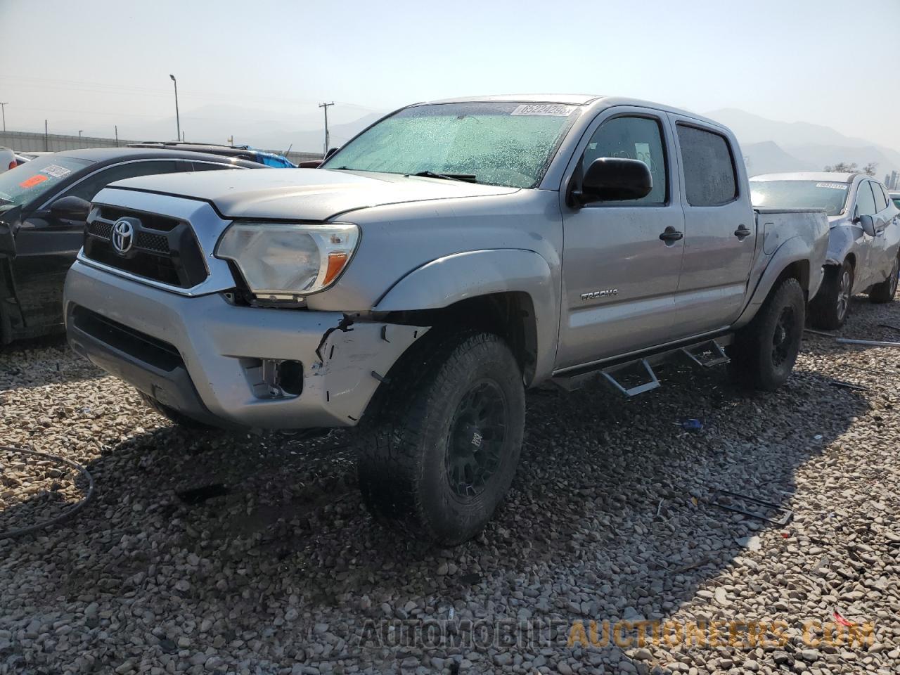 3TMLU4EN1FM188014 TOYOTA TACOMA 2015