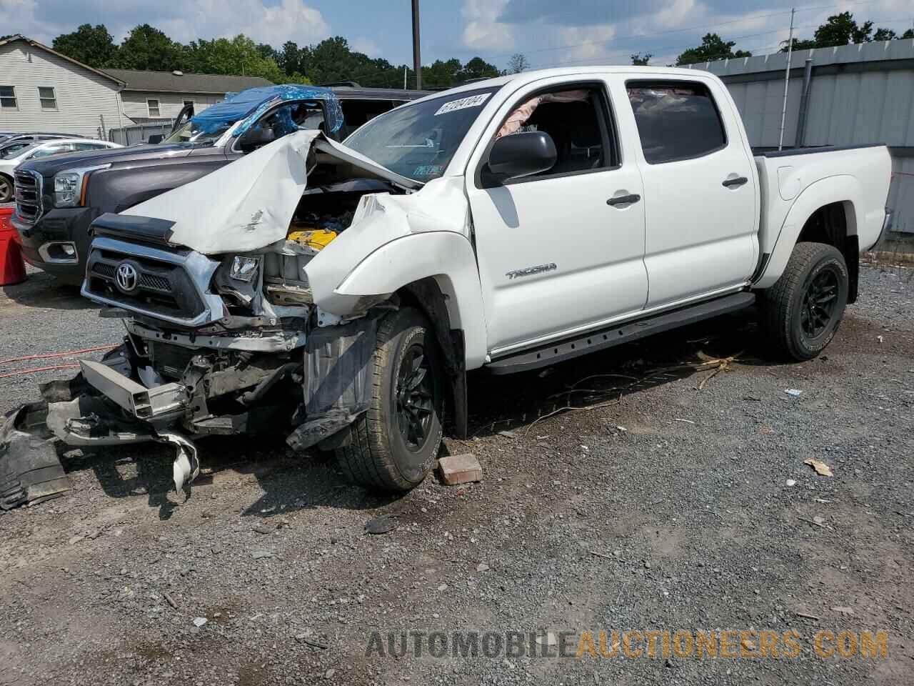 3TMLU4EN1FM193584 TOYOTA TACOMA 2015