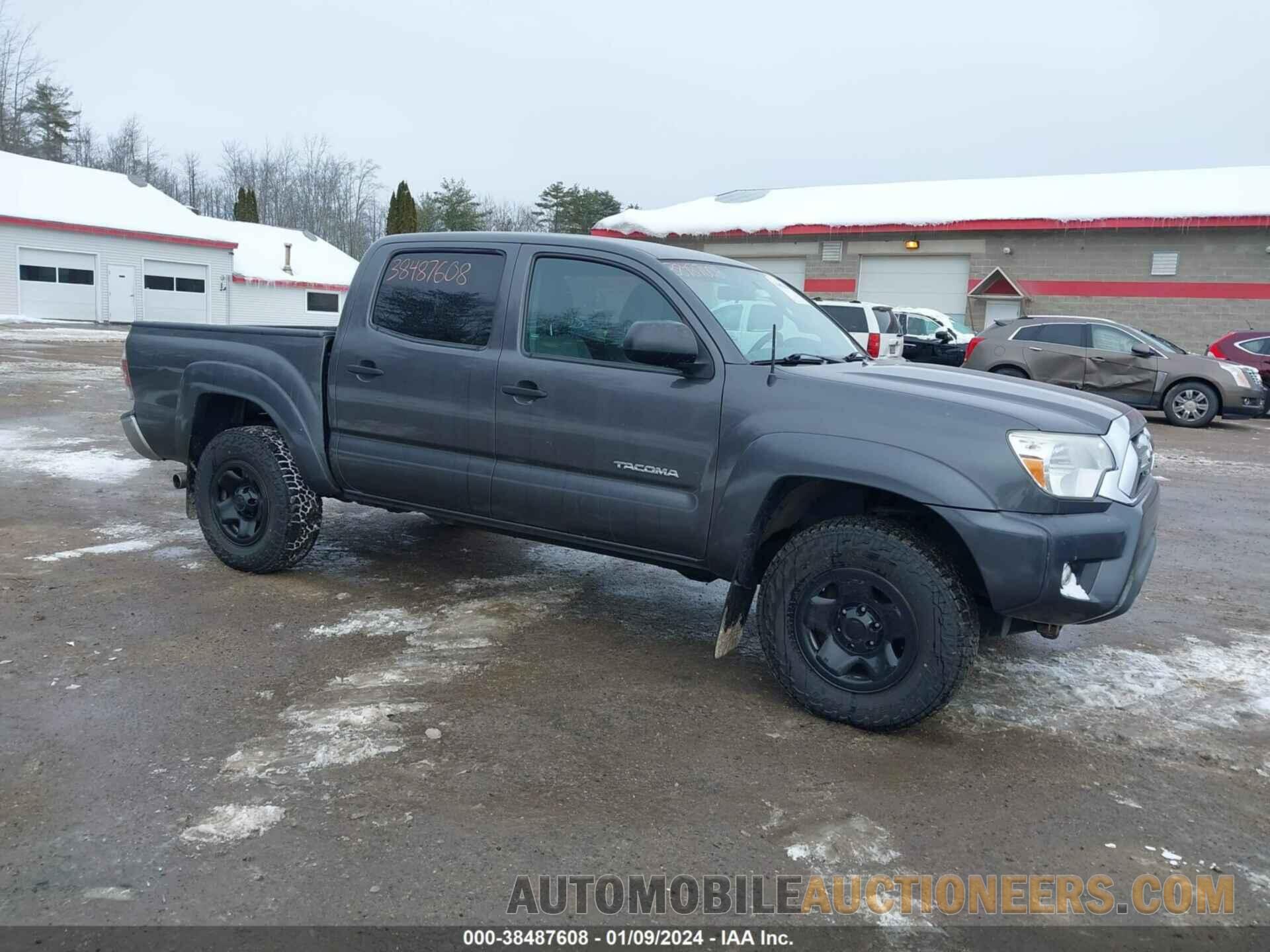 3TMLU4EN1FM200145 TOYOTA TACOMA 2015