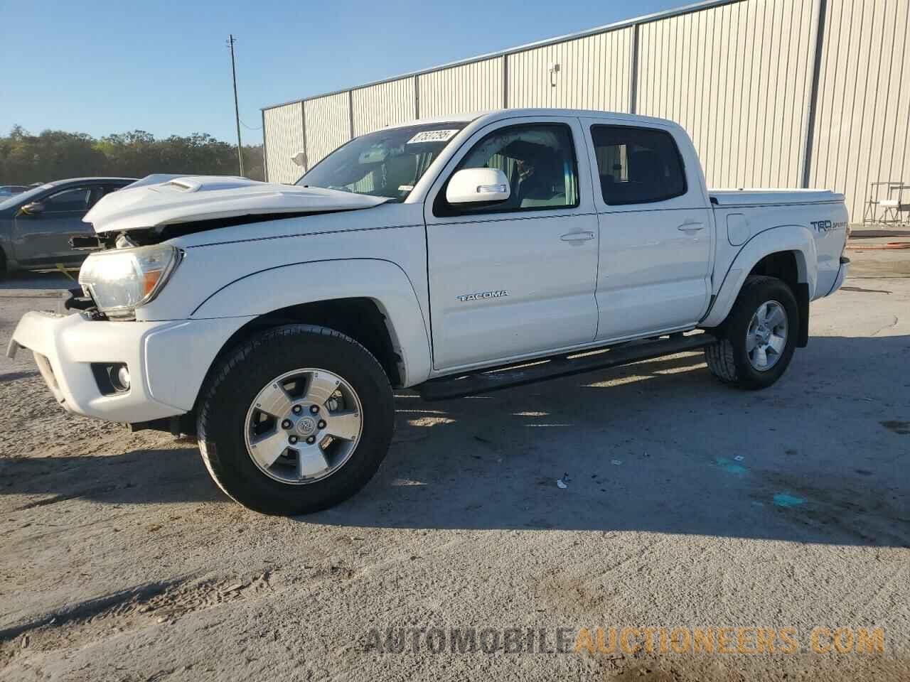 3TMLU4EN1FM203319 TOYOTA TACOMA 2015