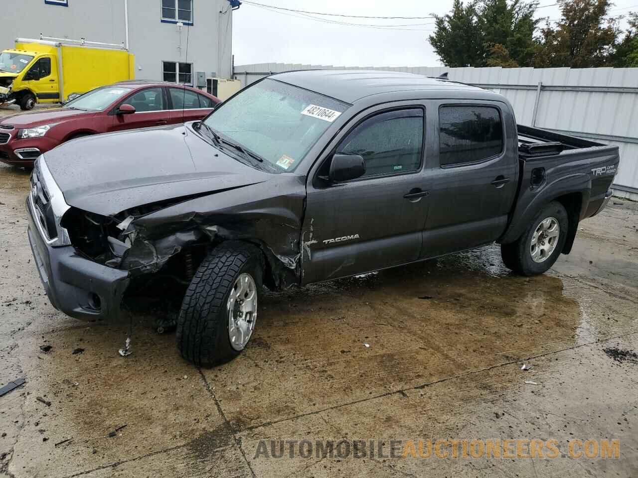 3TMLU4EN2FM179919 TOYOTA TACOMA 2015